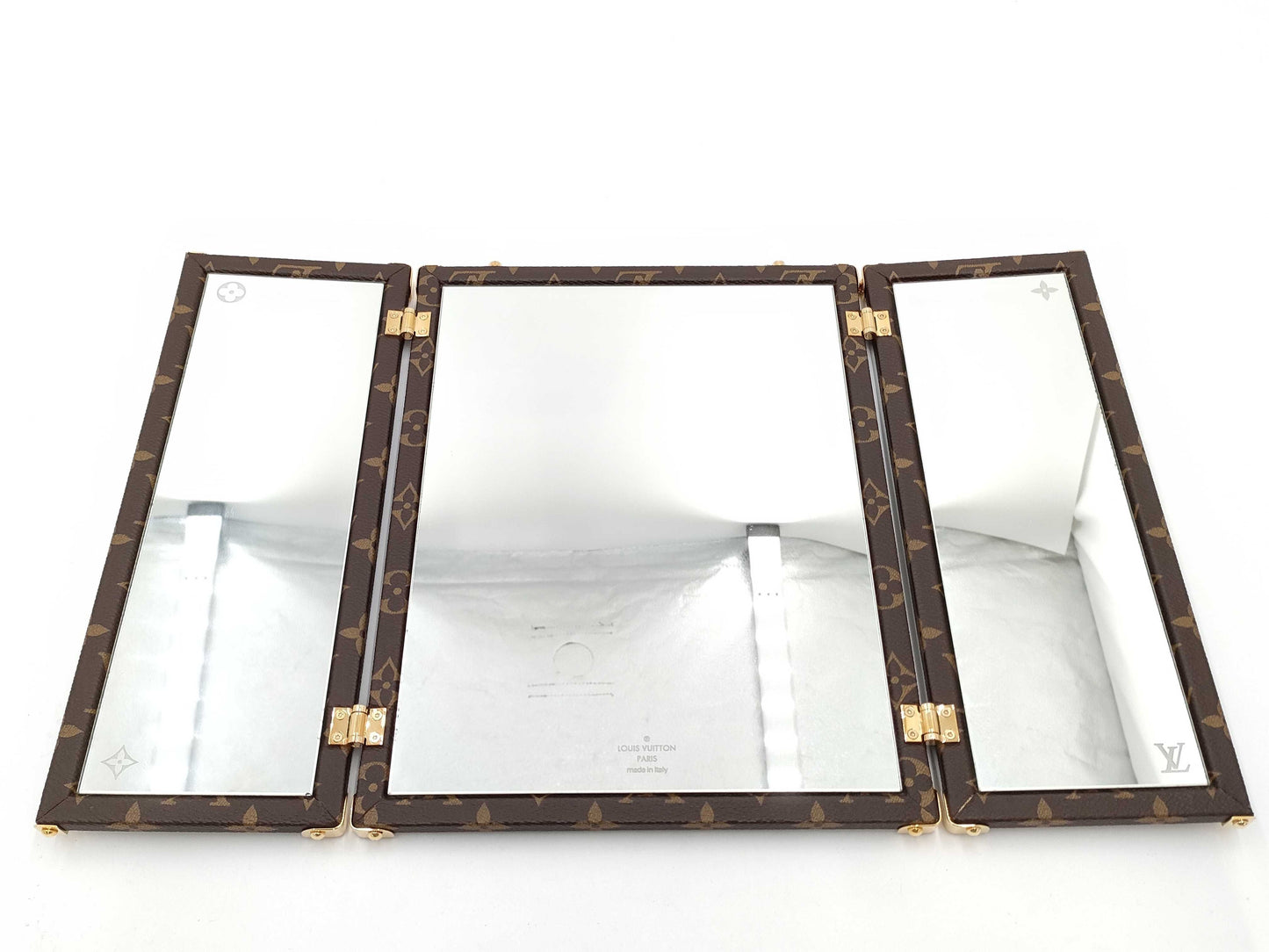 LOUIS VUITTON Monogram GI0554 Home Mirror Trunk Other Accessories