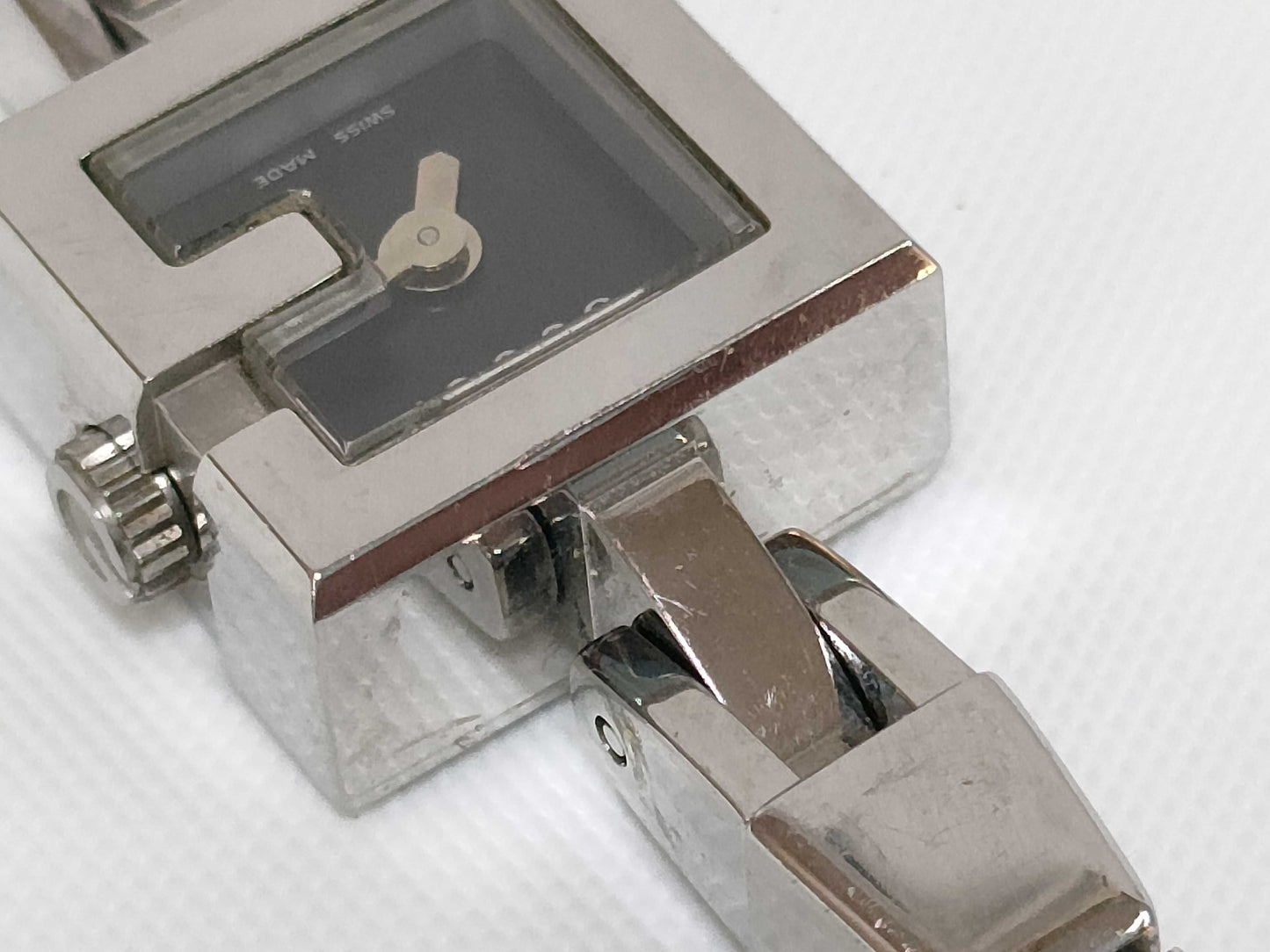 GUCCI 102/Quartz/G Square Unmoving Women's Watch