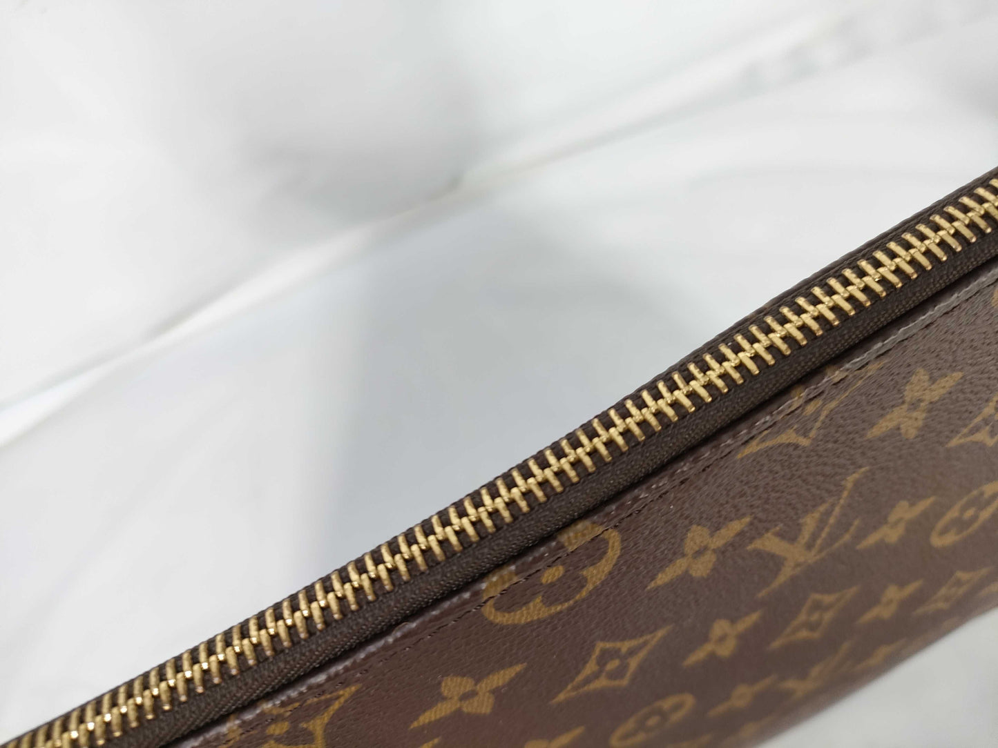 LOUIS VUITTON M53456 Monogram PC Case Bag