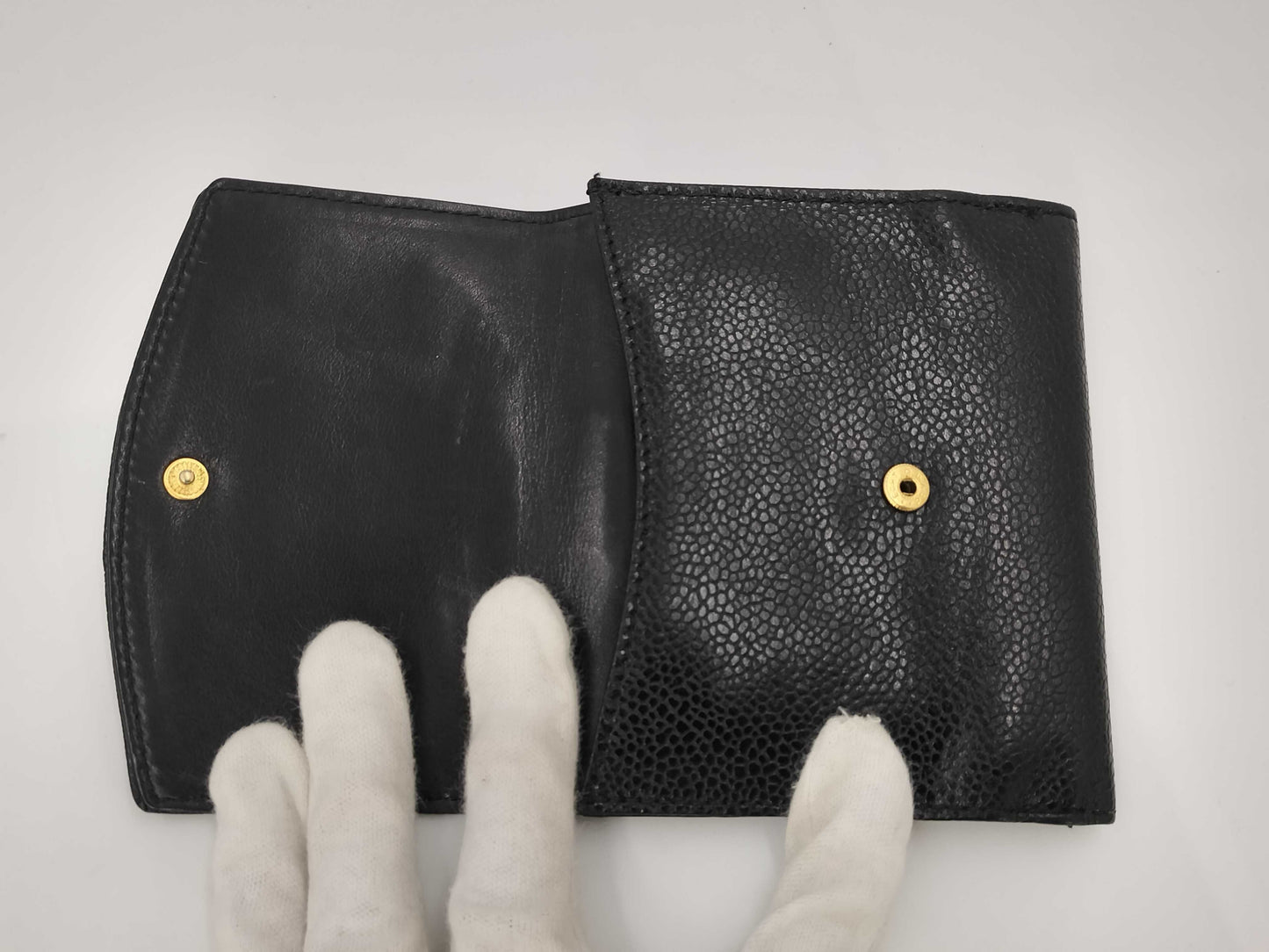 CHANEL Caviar Skin Bifold Wallet