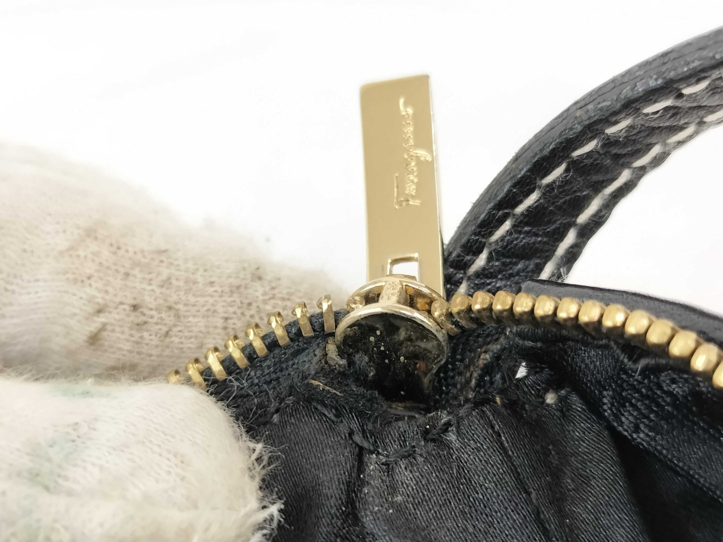 Salvatore Ferragamo Gancini Leather/Pouch Shoulder Bag