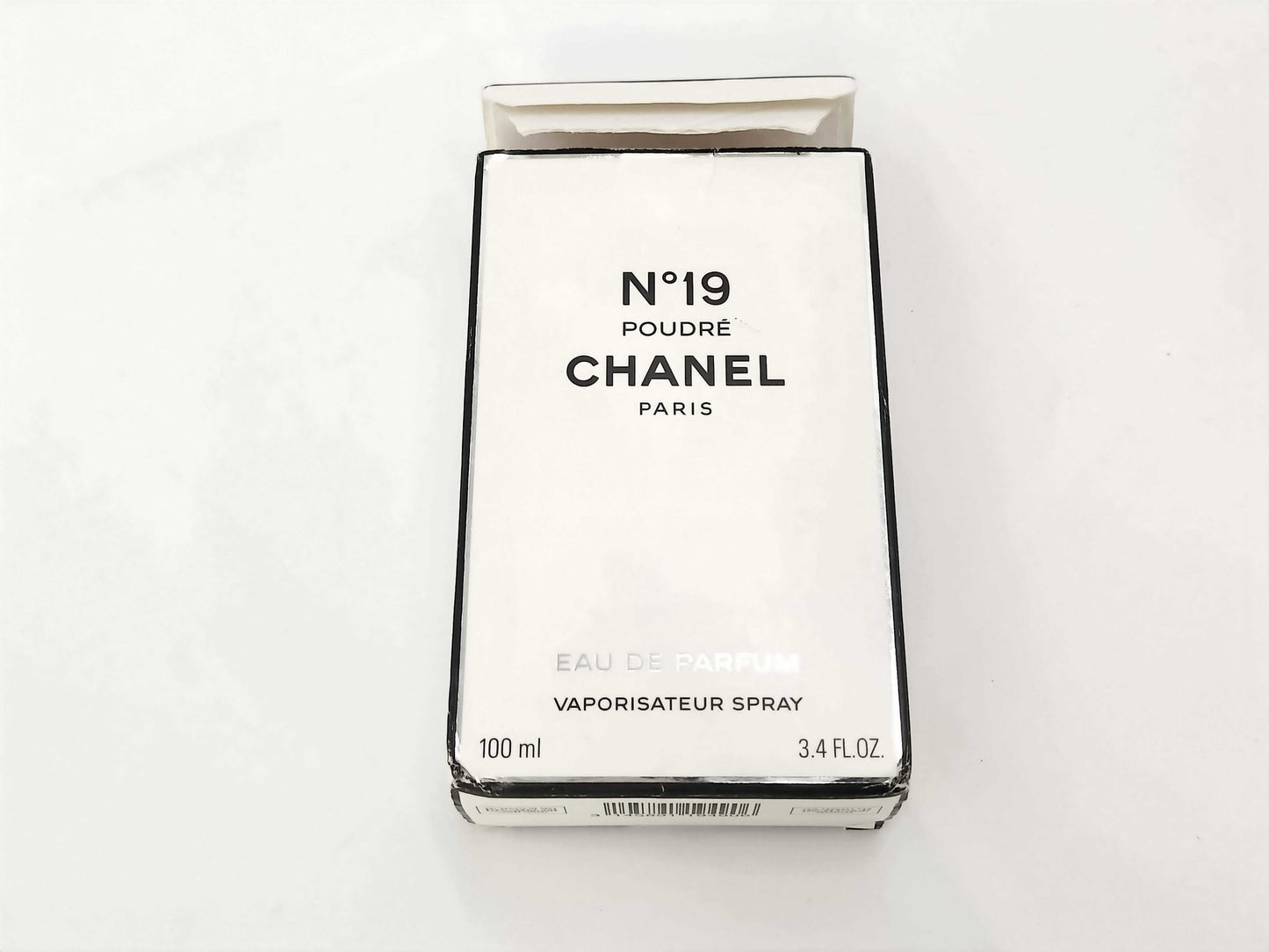 CHANEL No. 19 Poudre Eau de Parfum 100ml Perfume