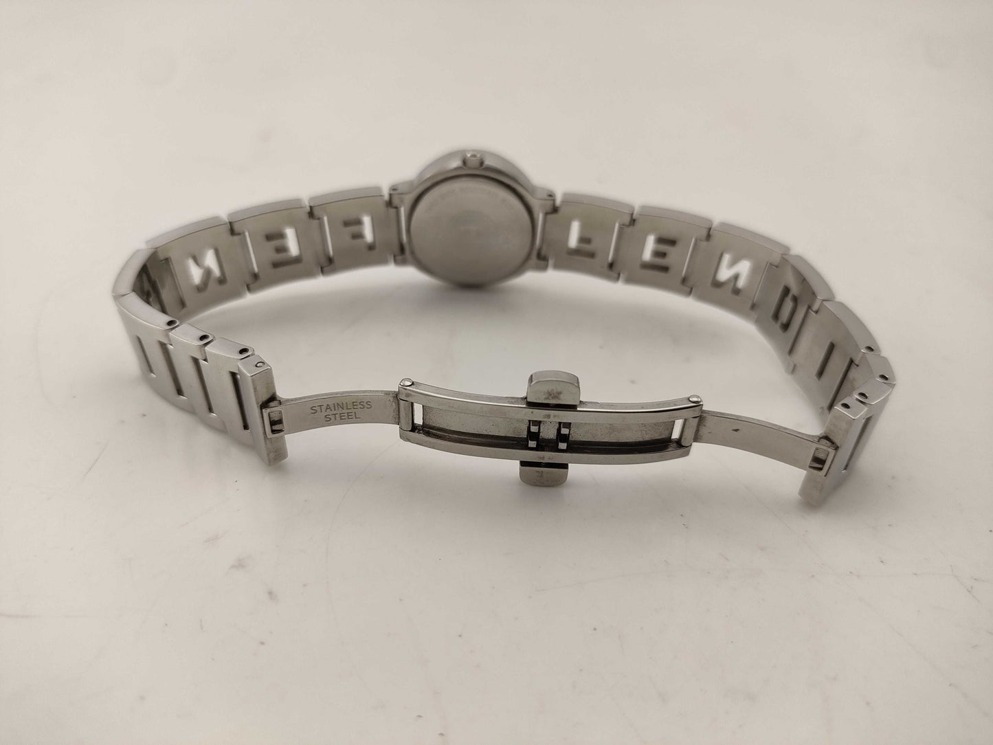 FENDI 3050 L 043 587 Women's Watch