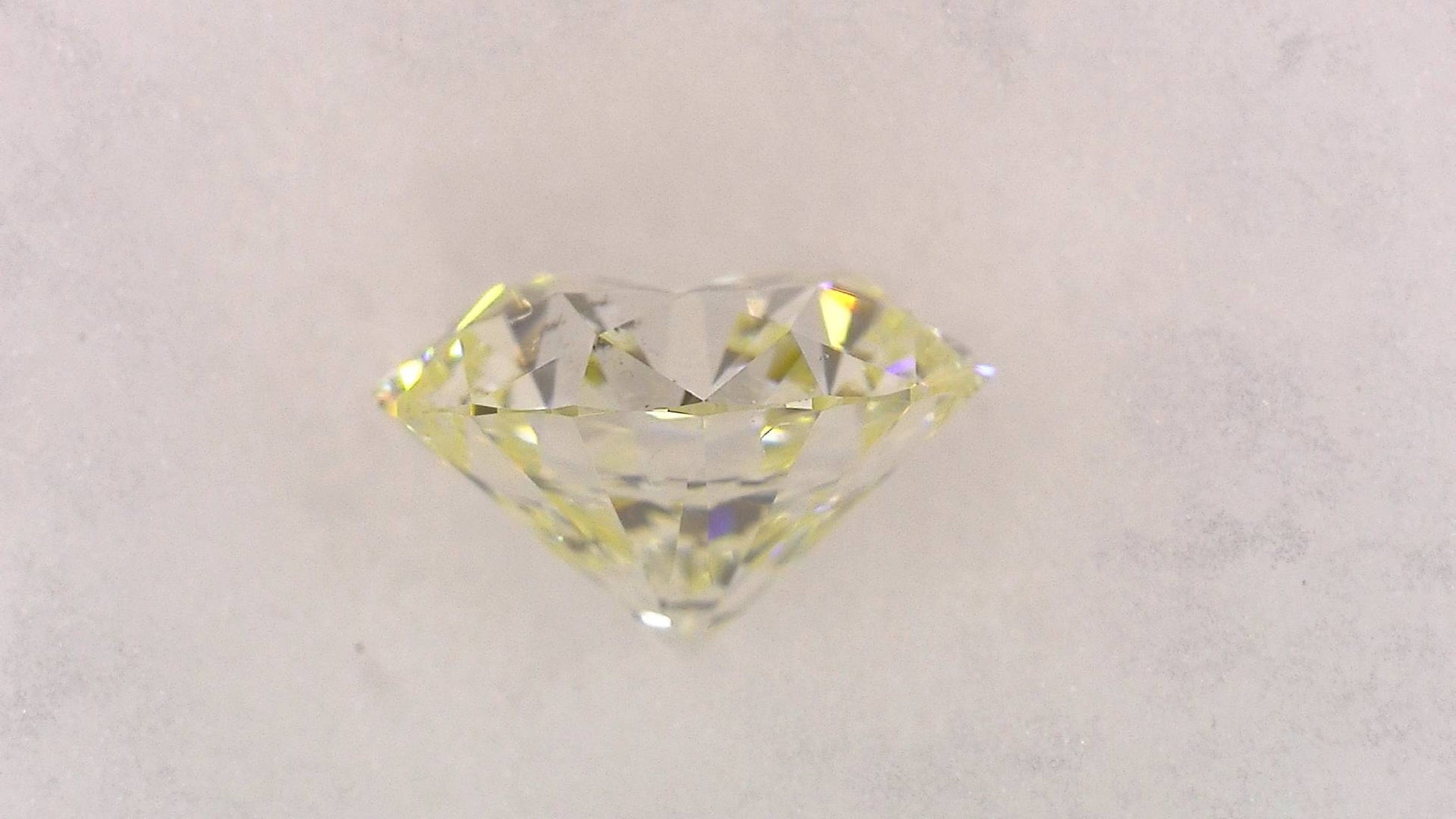 0.537ct M SI-1 VERY GOOD/GD/GD NONE NATURAL 5.24-5.28X3.23mm Diamond Loose