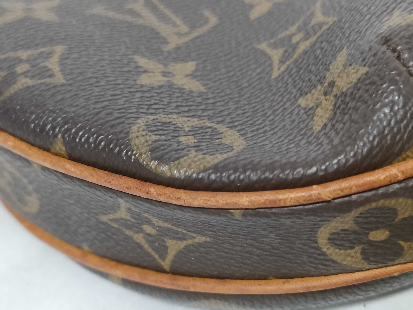 LOUIS VUITTON Monogram M51510 Pochette Croissant Shoulder Bag