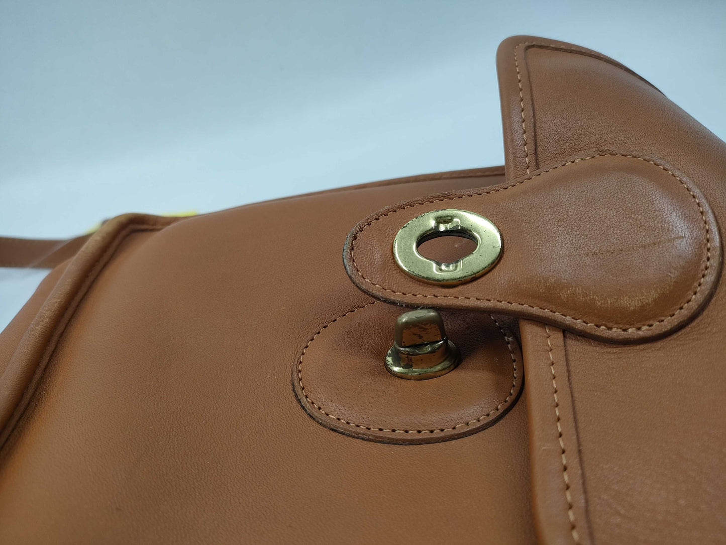 COACH Old Coach 330 Shoulder Bag