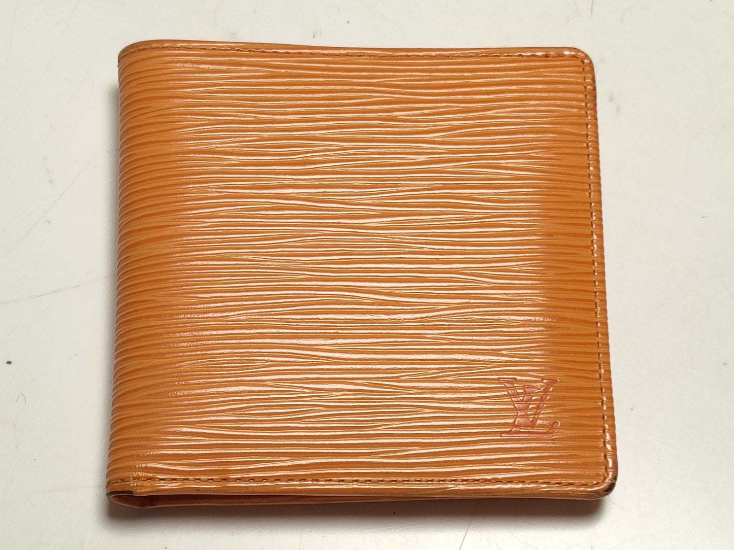 LOUIS VUITTON Epi Portefeuille Marco Wallet