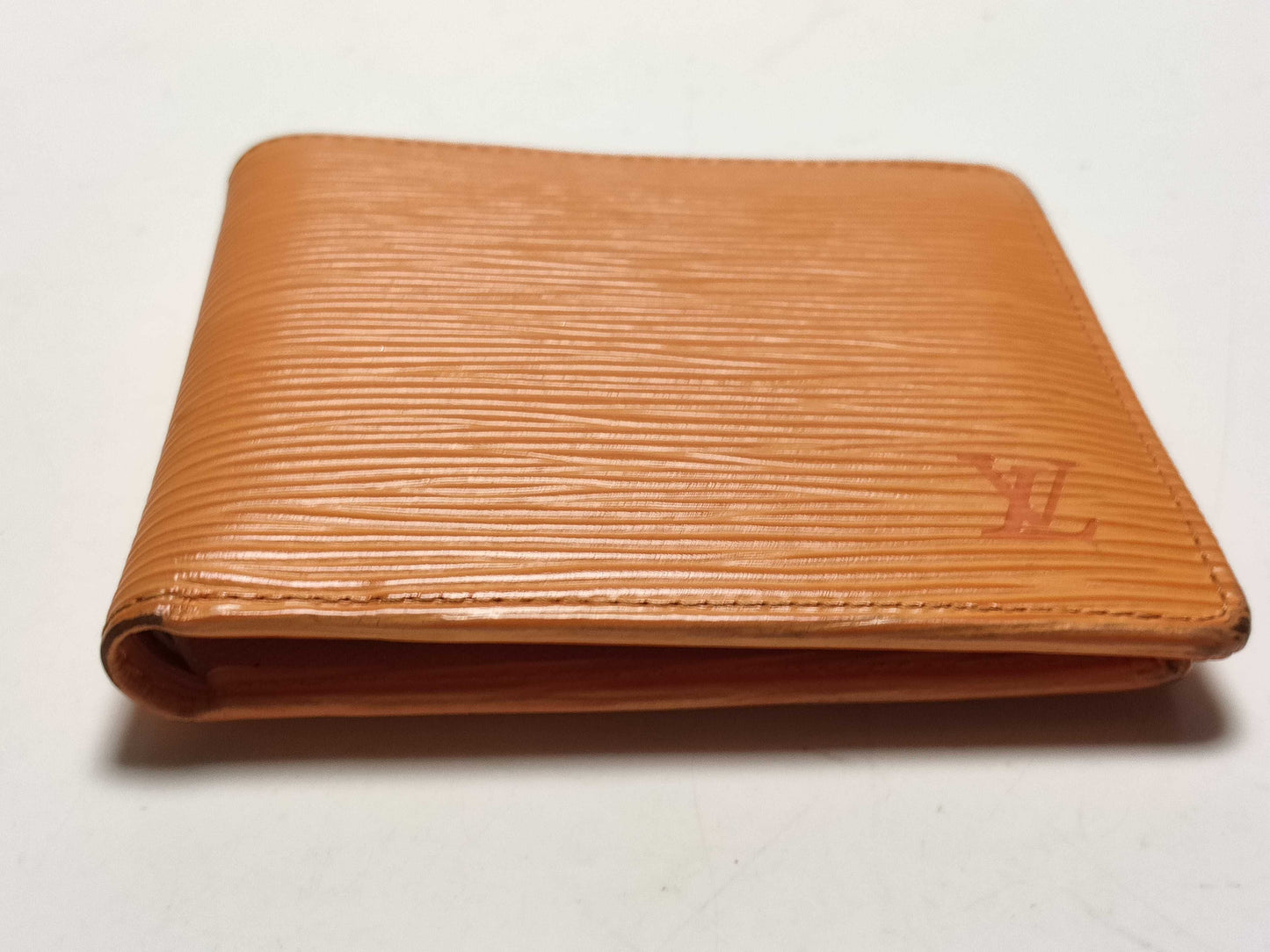 LOUIS VUITTON Epi Portefeuille Marco Wallet