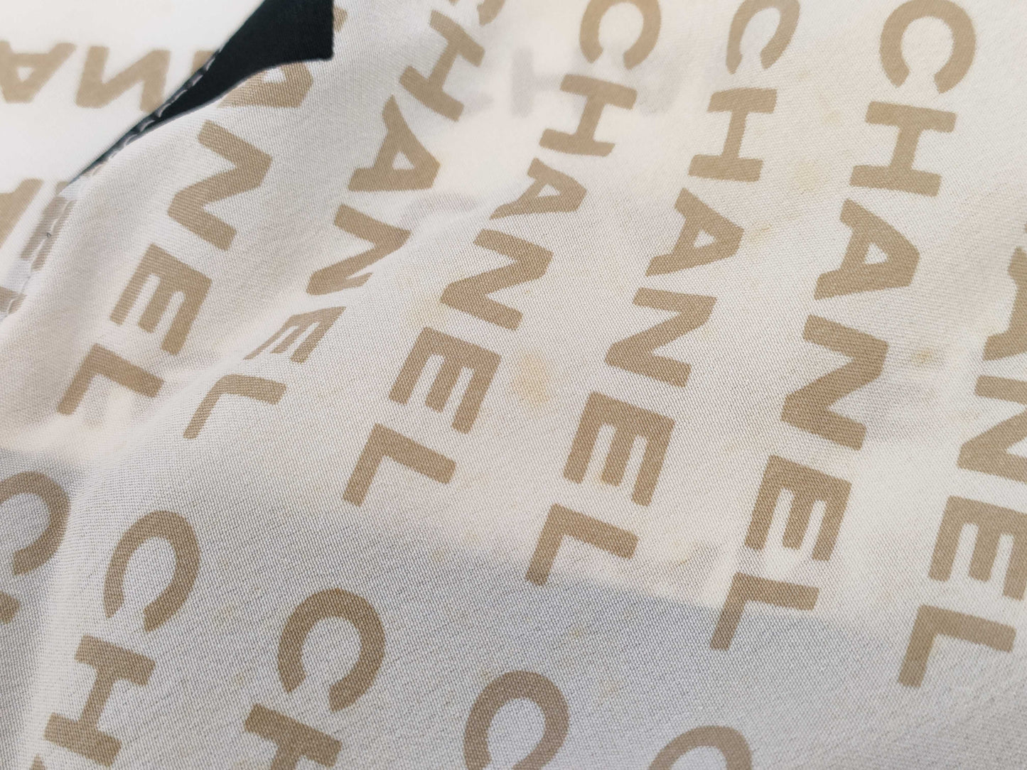 CHANEL Coco Mark Logo Scarf
