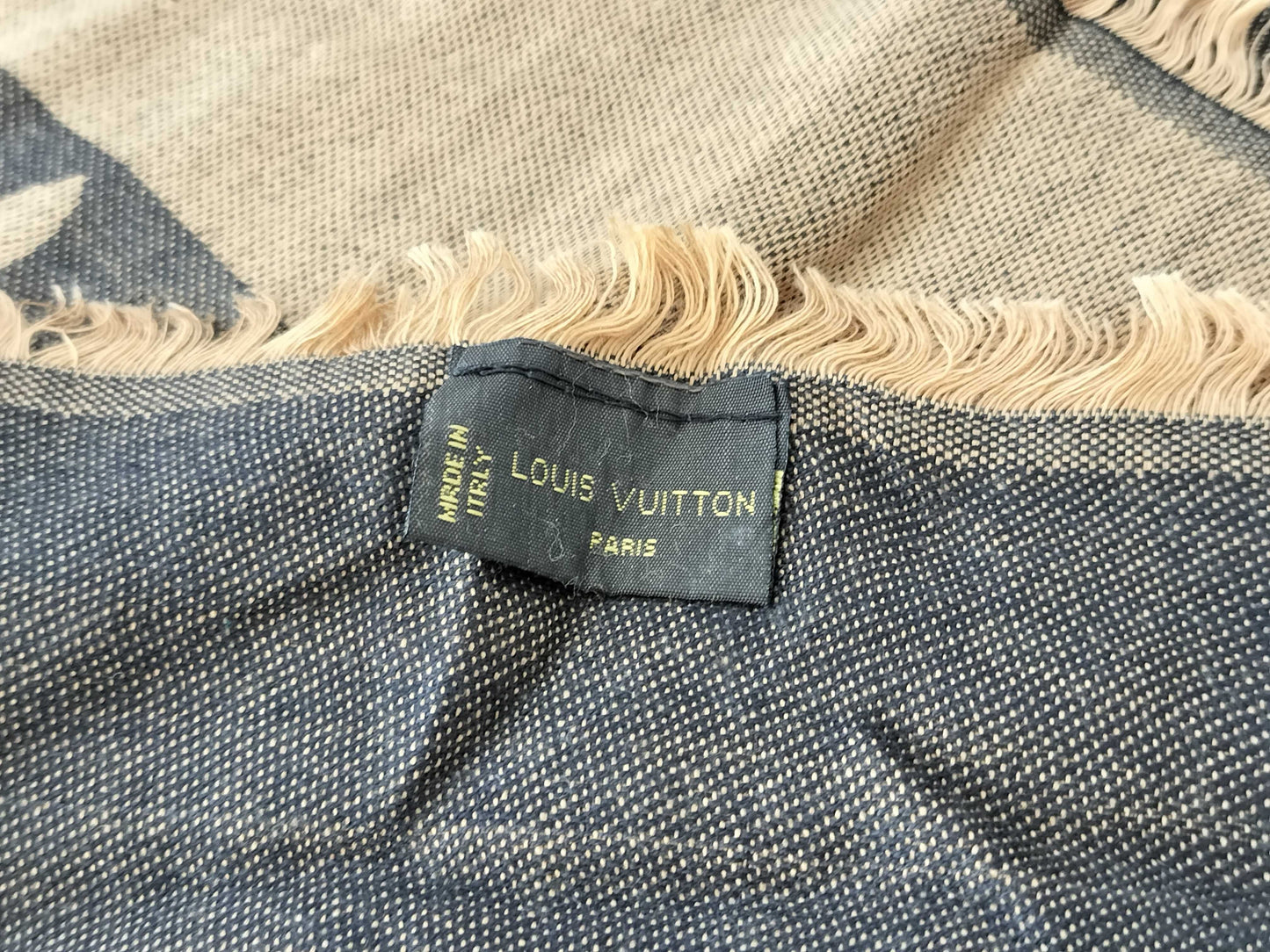 LOUIS VUITTON Monogram Large Fringe Stole*1 Scarf