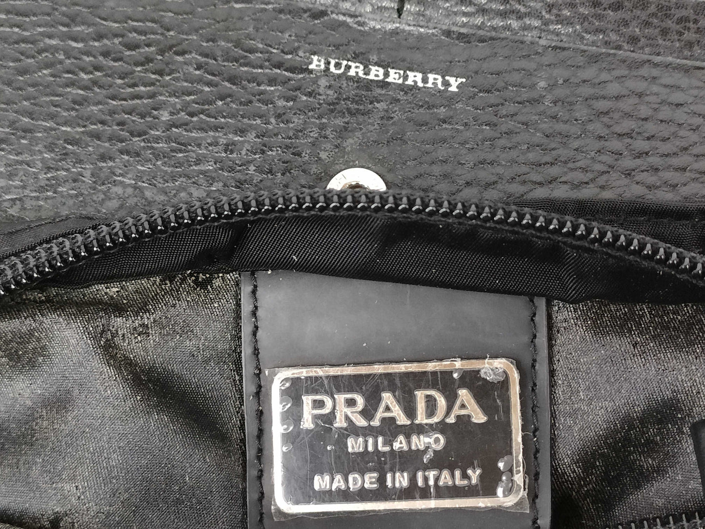 PRADA nylon shoulder bag/Burberry long wallet shoulder bag