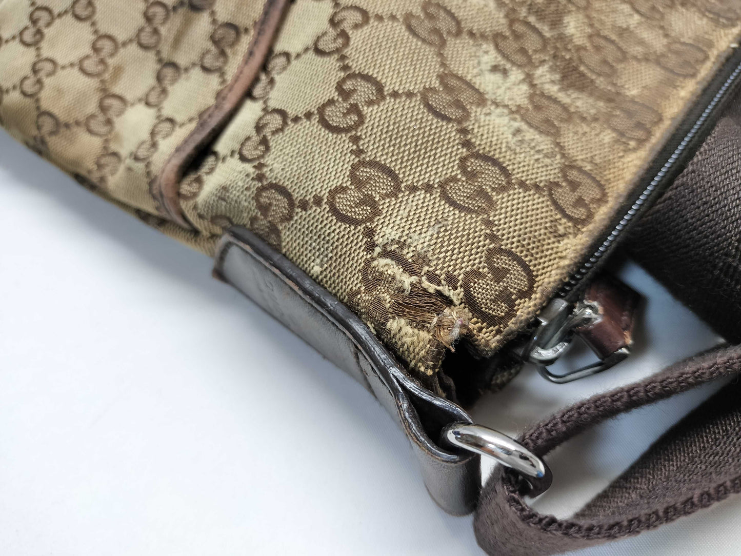 GUCCI GG Canvas 145857 Shoulder Bag