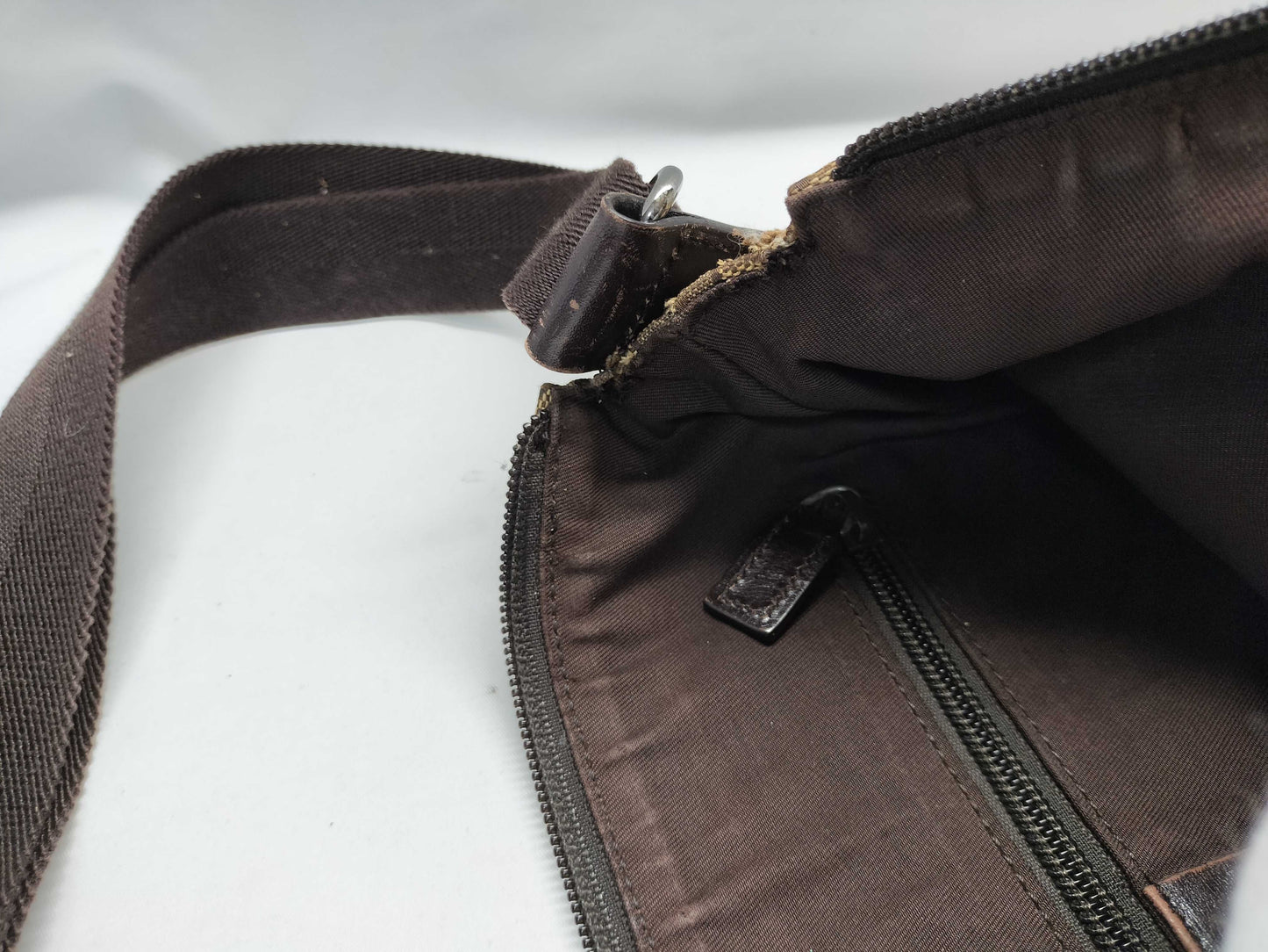 GUCCI GG Canvas 145857 Shoulder Bag