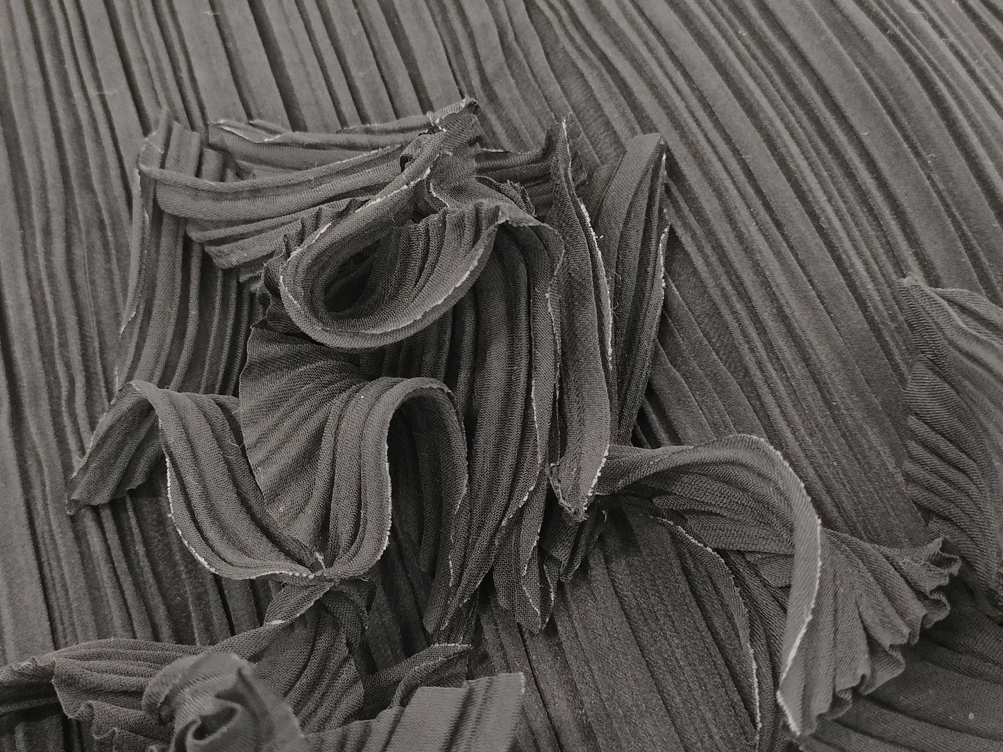 ISSEY MIYAKE Fette Dress Ruffle Dress