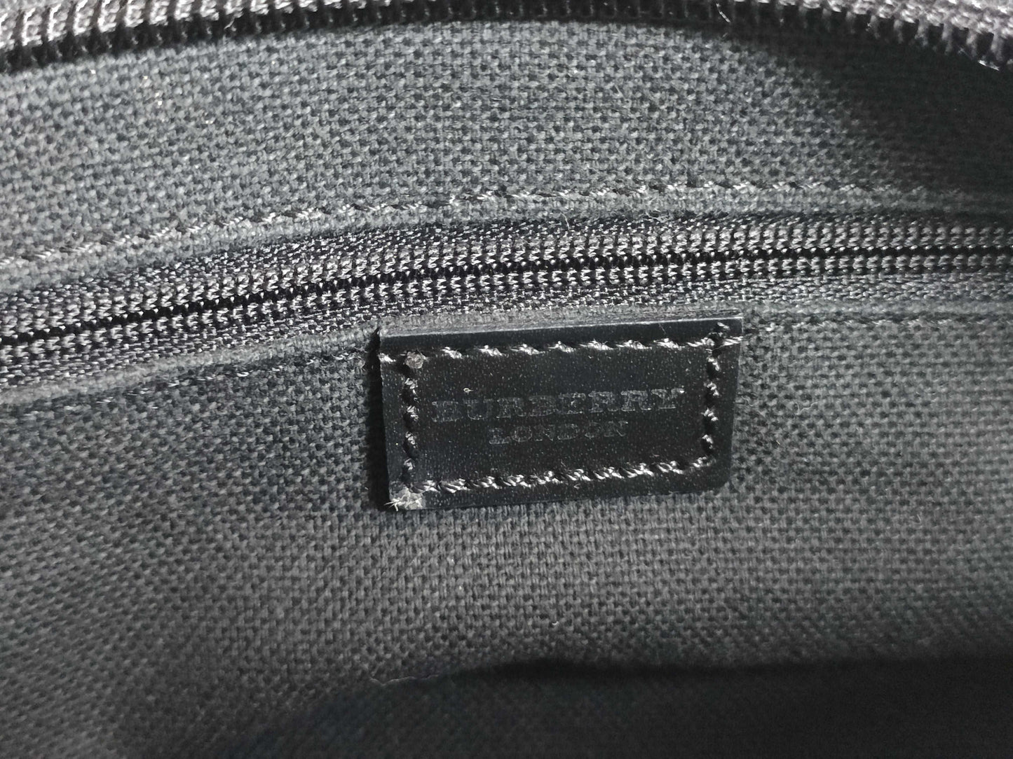 BURBERRY London Nova Check Hand Shoulder Bag