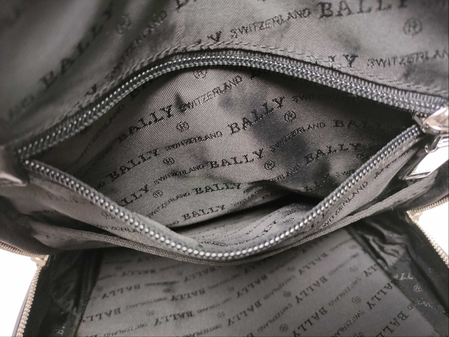 Nylon body bag/waist bag/BALLY shoulder bag