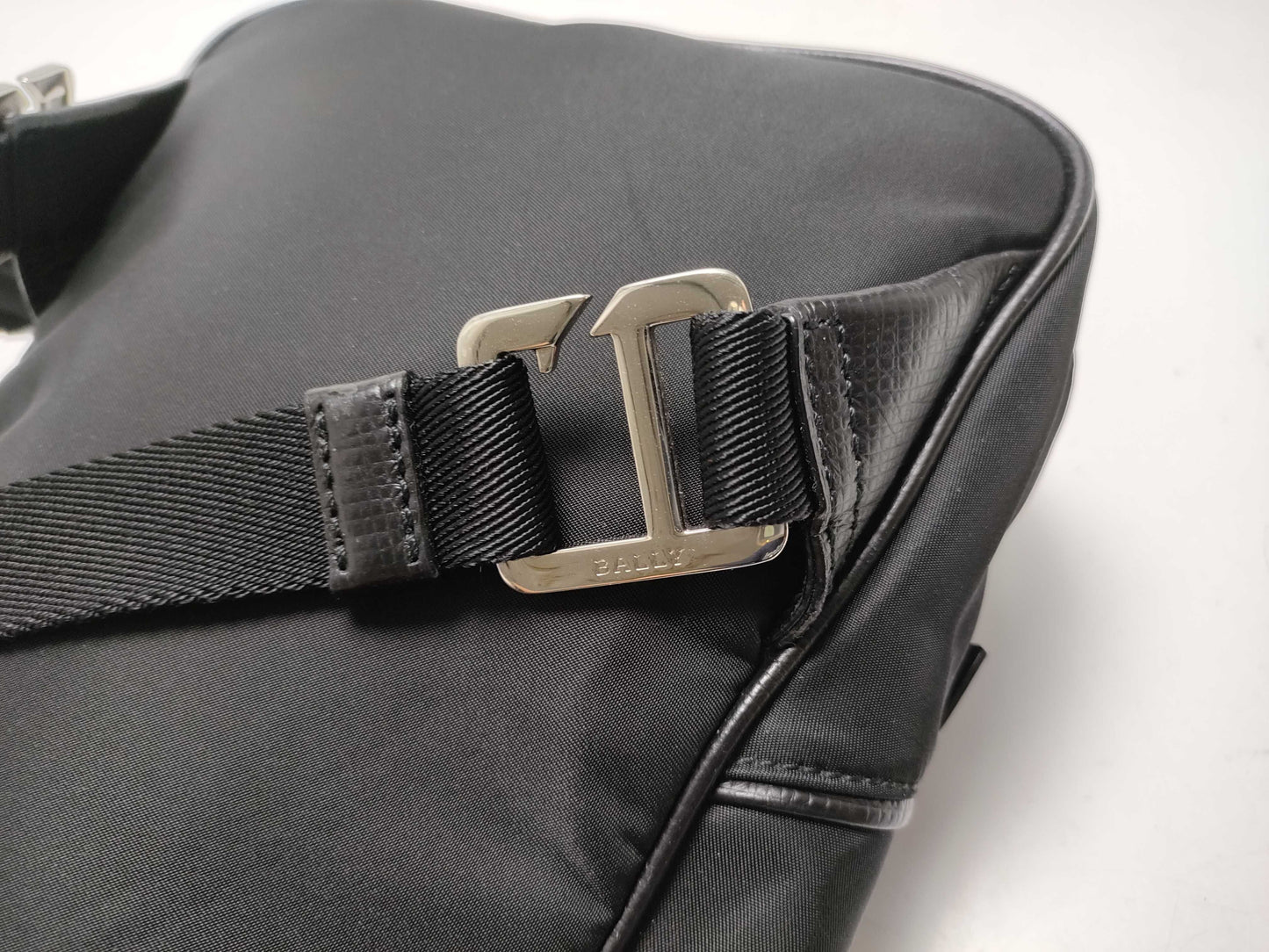 Nylon body bag/waist bag/BALLY shoulder bag