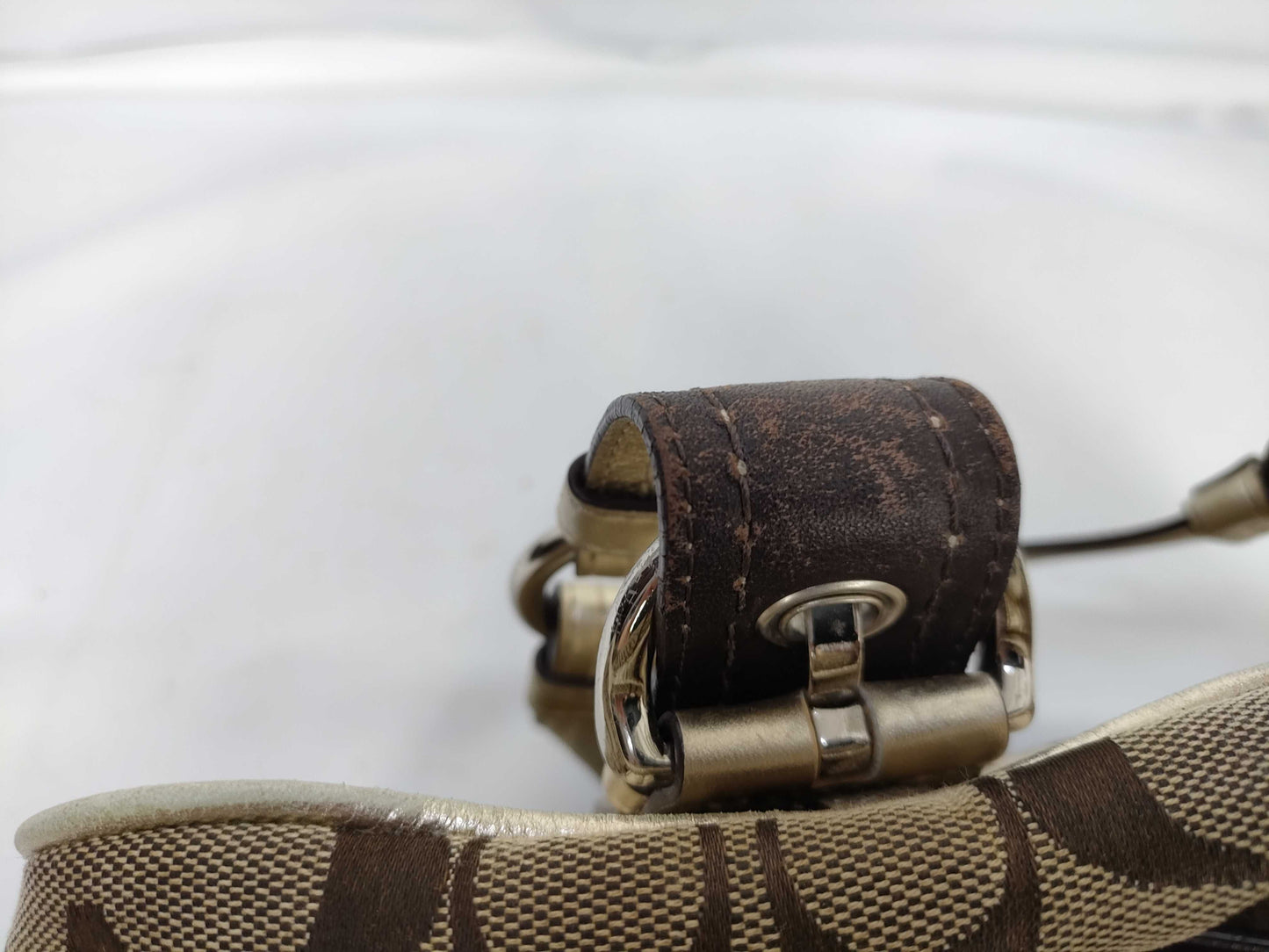 COACH Signature Handbag F12317 Handbag