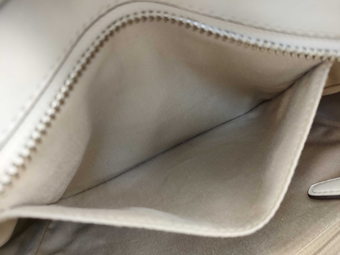 COACH Old Coach 2-way White Handbag