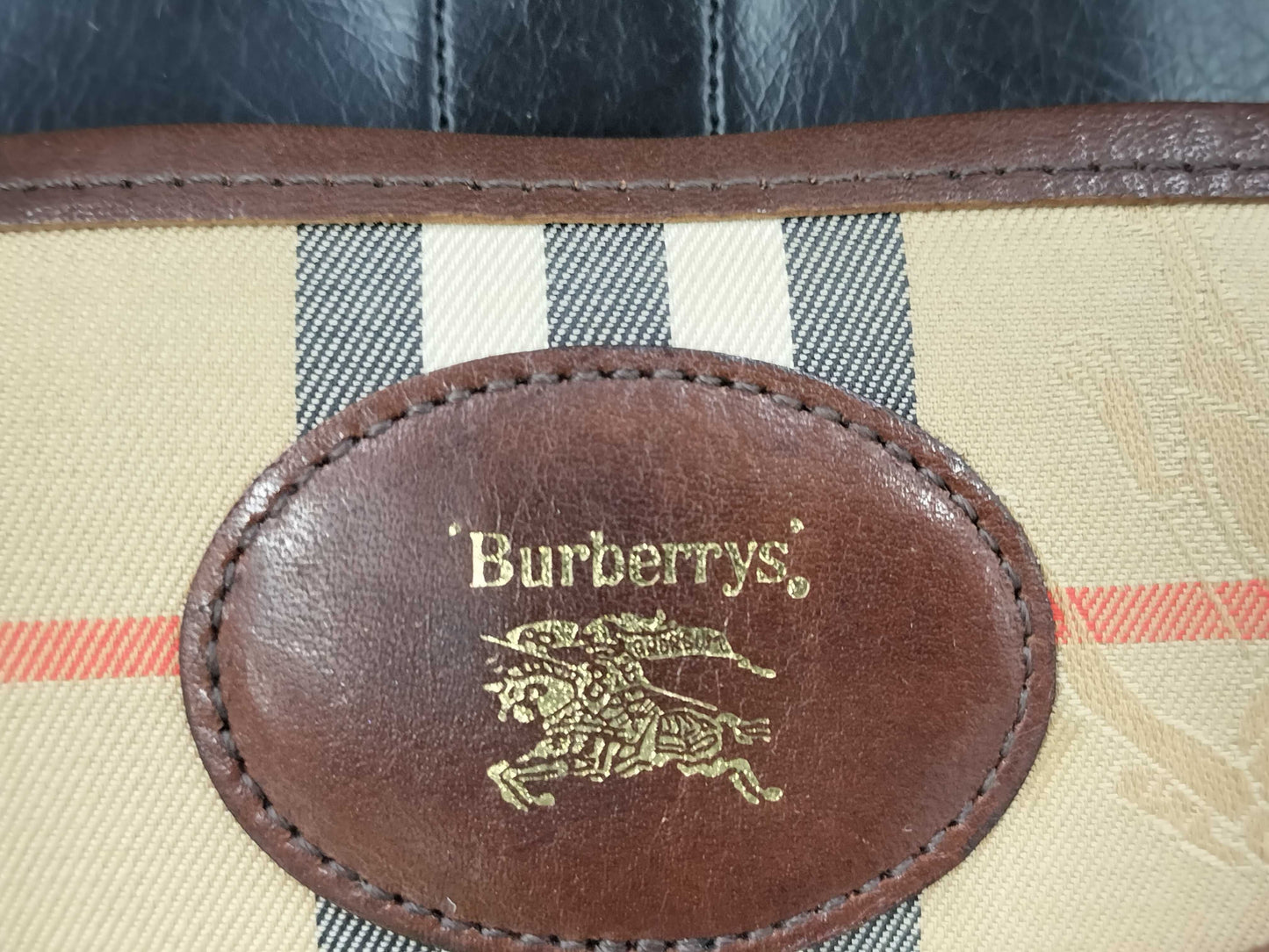 BURBERRY Nova Check Shoulder Bag
