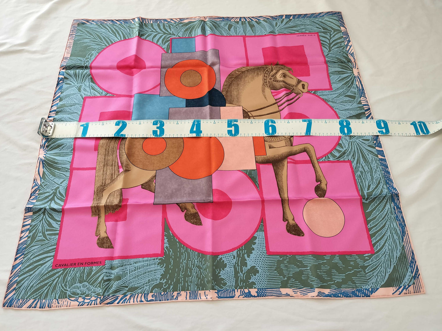 HERMES Carré 90 CAVALIER EN FORMES Scarf