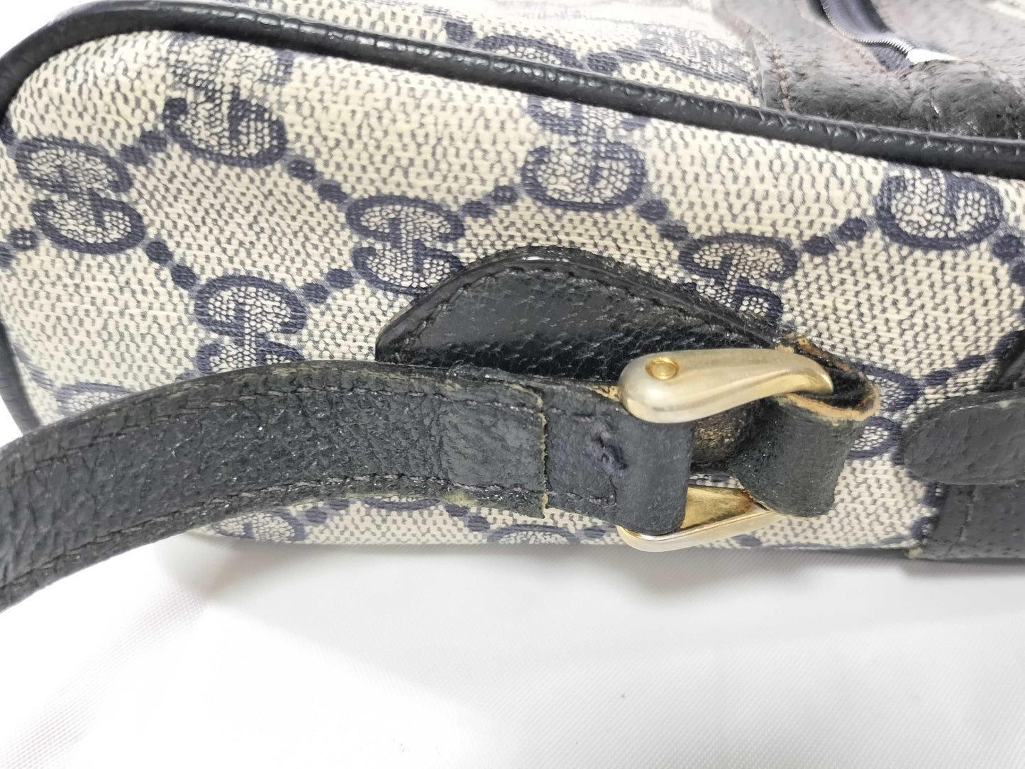 GUCCI GG Shoulder Bag in PVC with Box