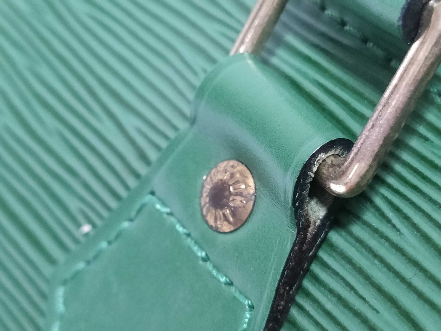LOUIS VUITTON Epi Speedy 25 Green Boston Bag