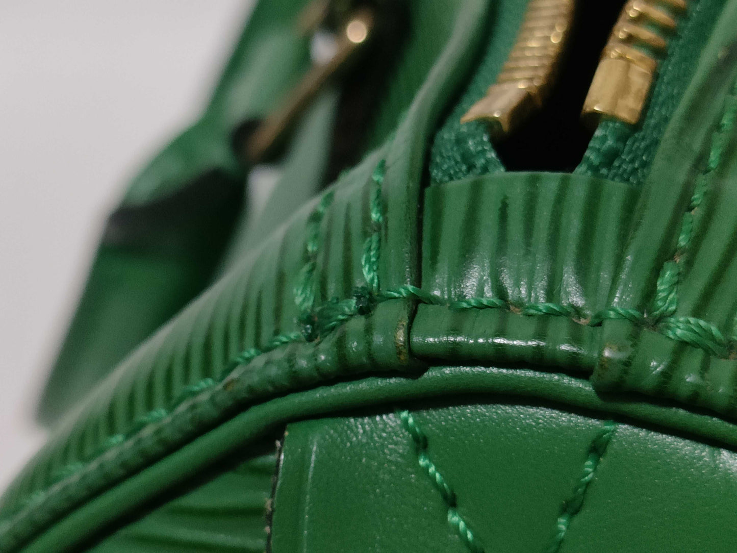 LOUIS VUITTON Epi Speedy 25 Green Boston Bag