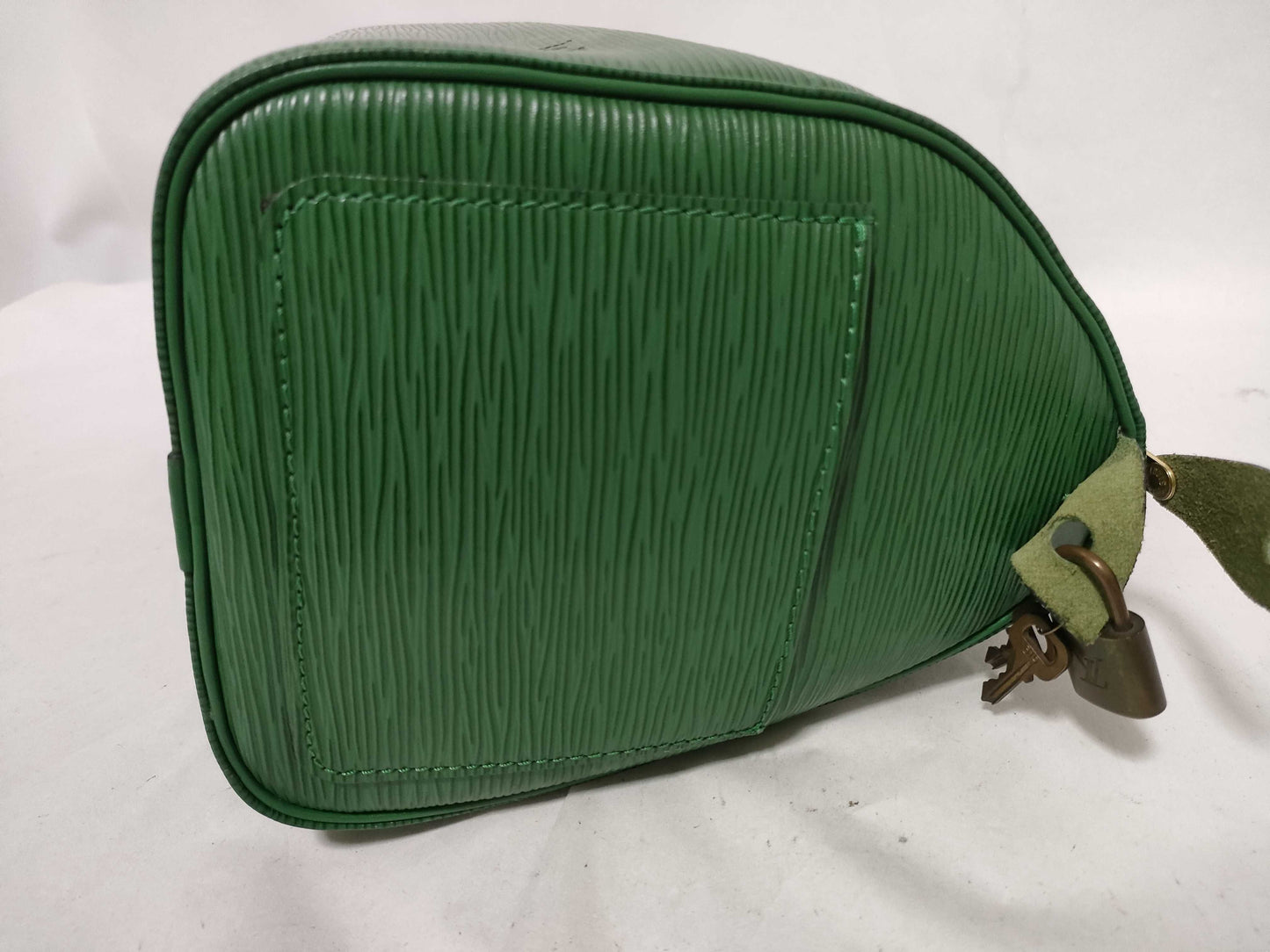 LOUIS VUITTON Epi Speedy 25 Green Boston Bag
