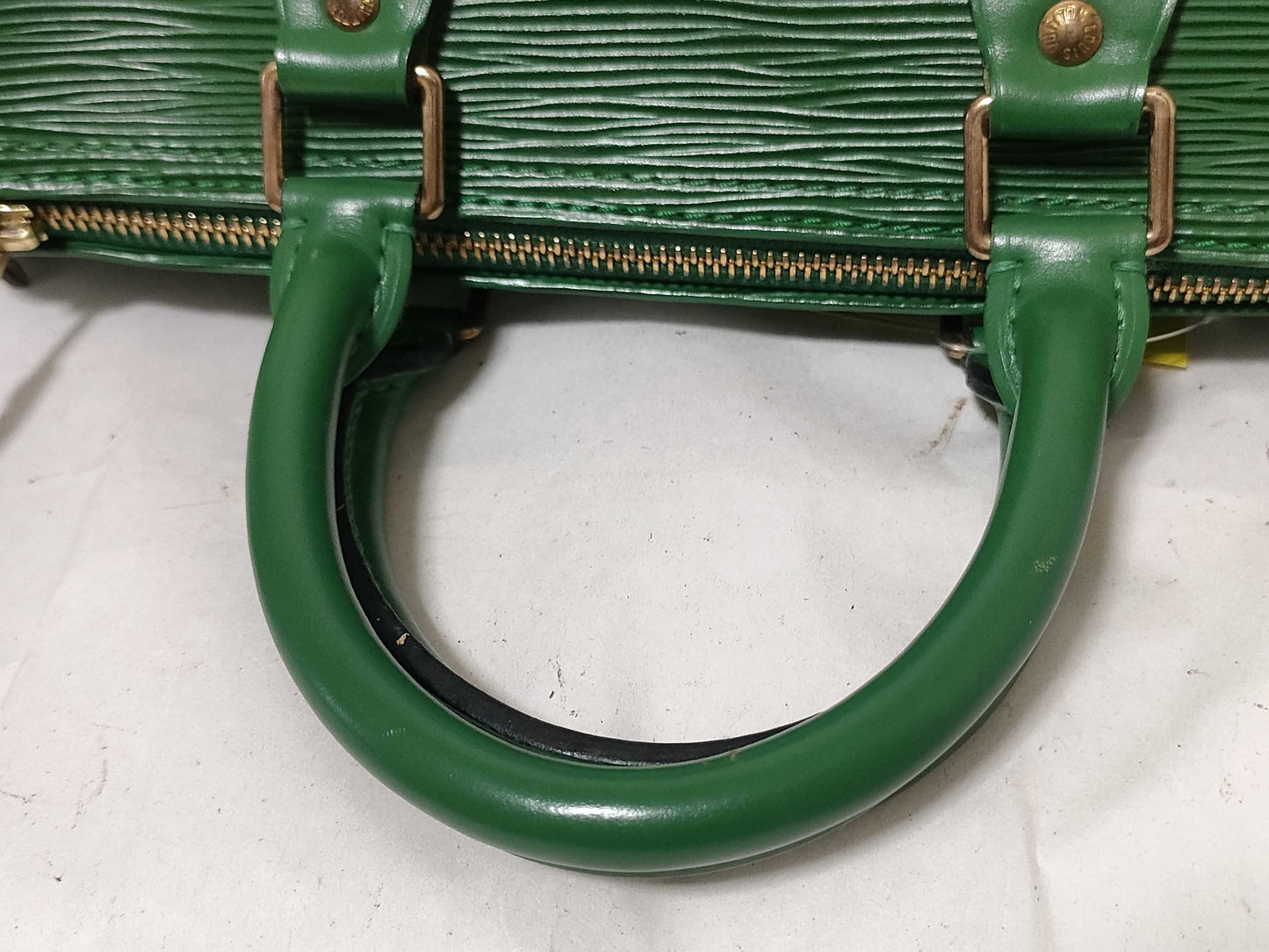 LOUIS VUITTON Epi Speedy 25 Green Boston Bag