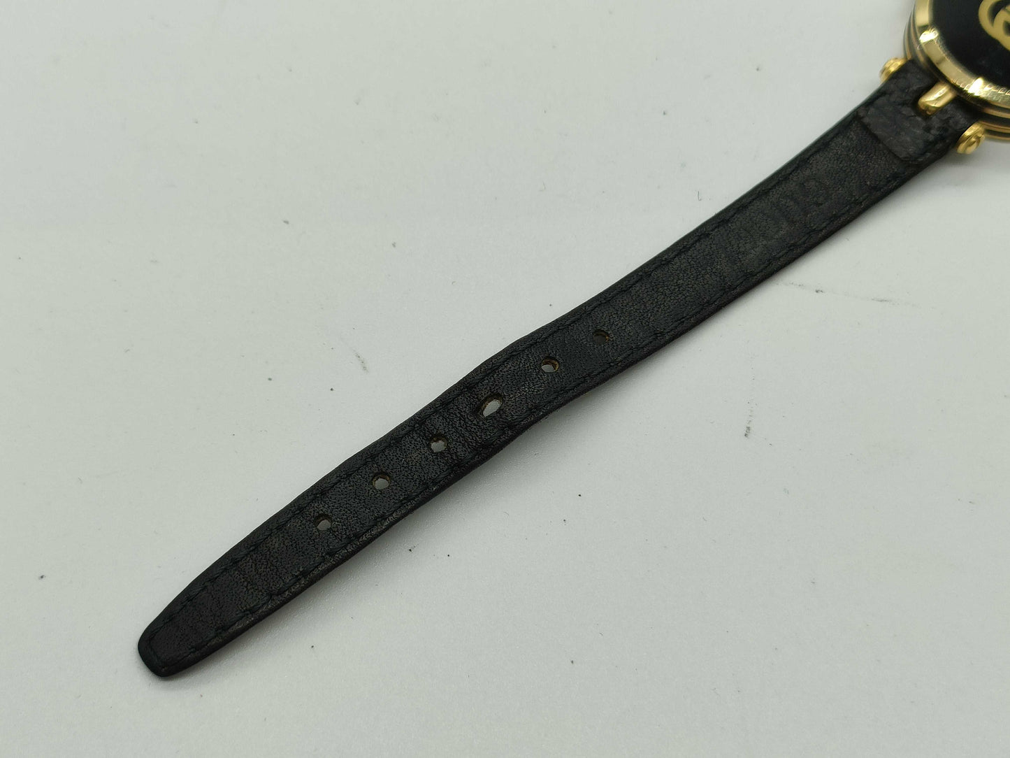 GUCCI Black Dial Unmoving Women's Watch