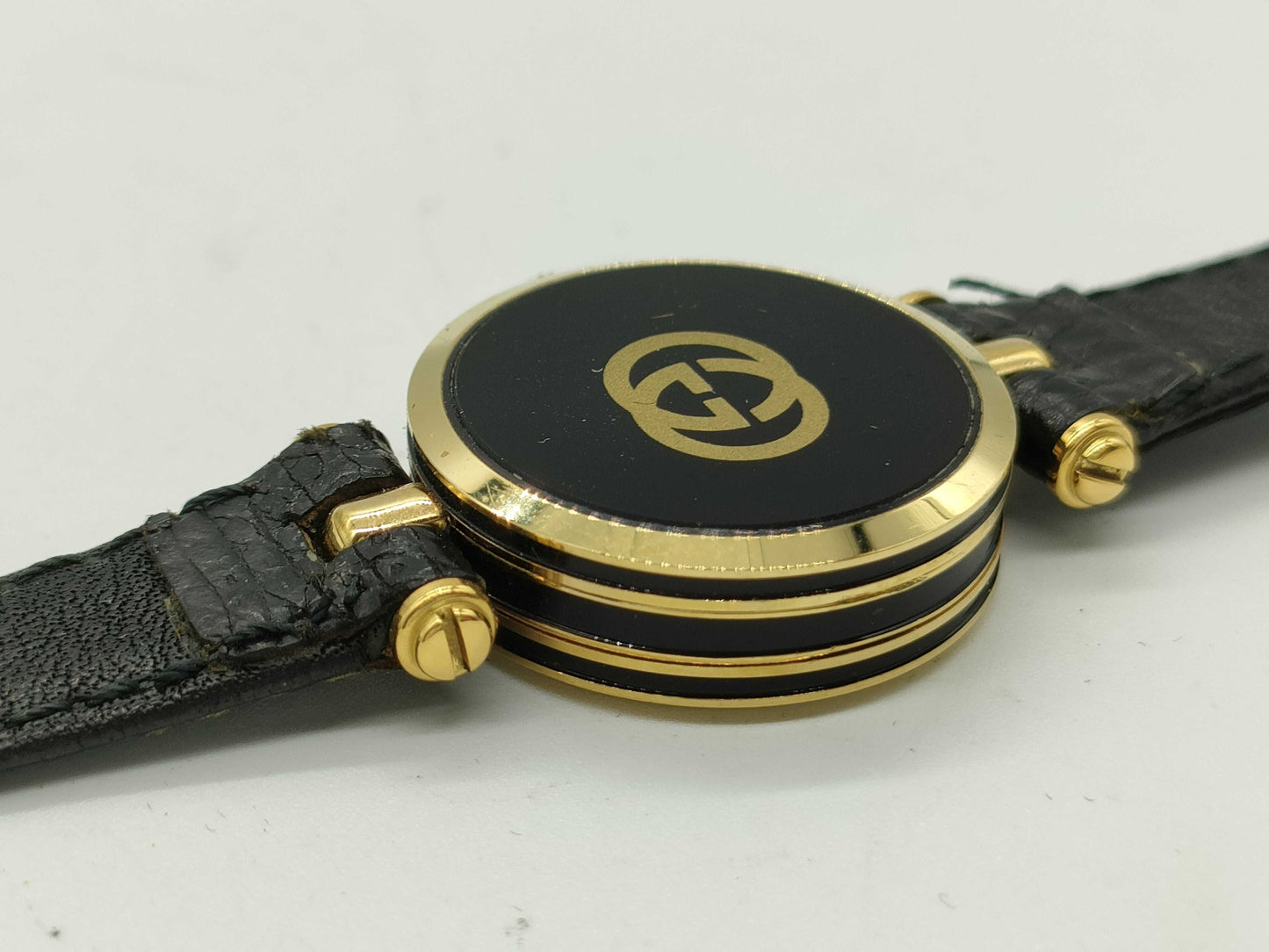 GUCCI Black Dial Unmoving Women's Watch