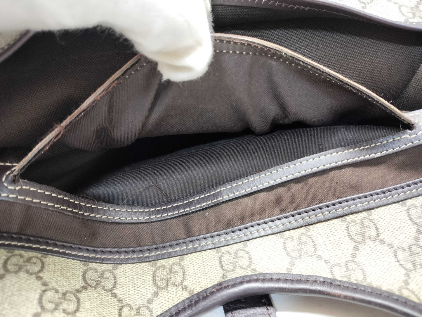 GUCCI GG Supreme 203493 Shoulder Bag