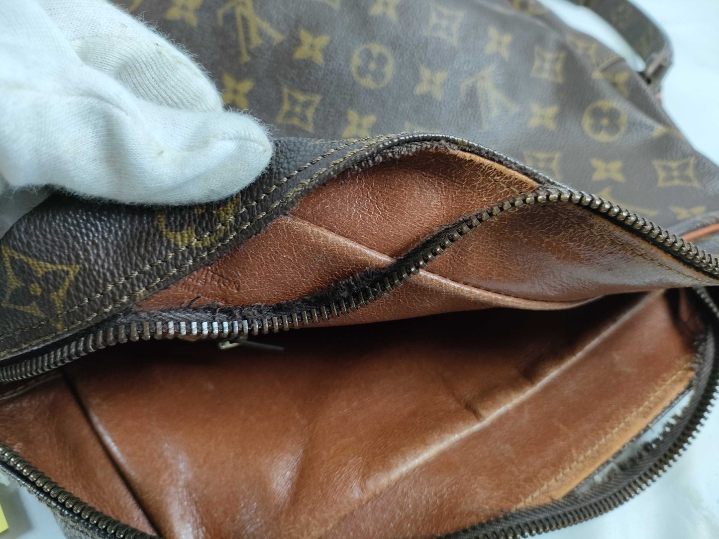 LOUIS VUITTON M40264 Monogram Marceau Shoulder Bag