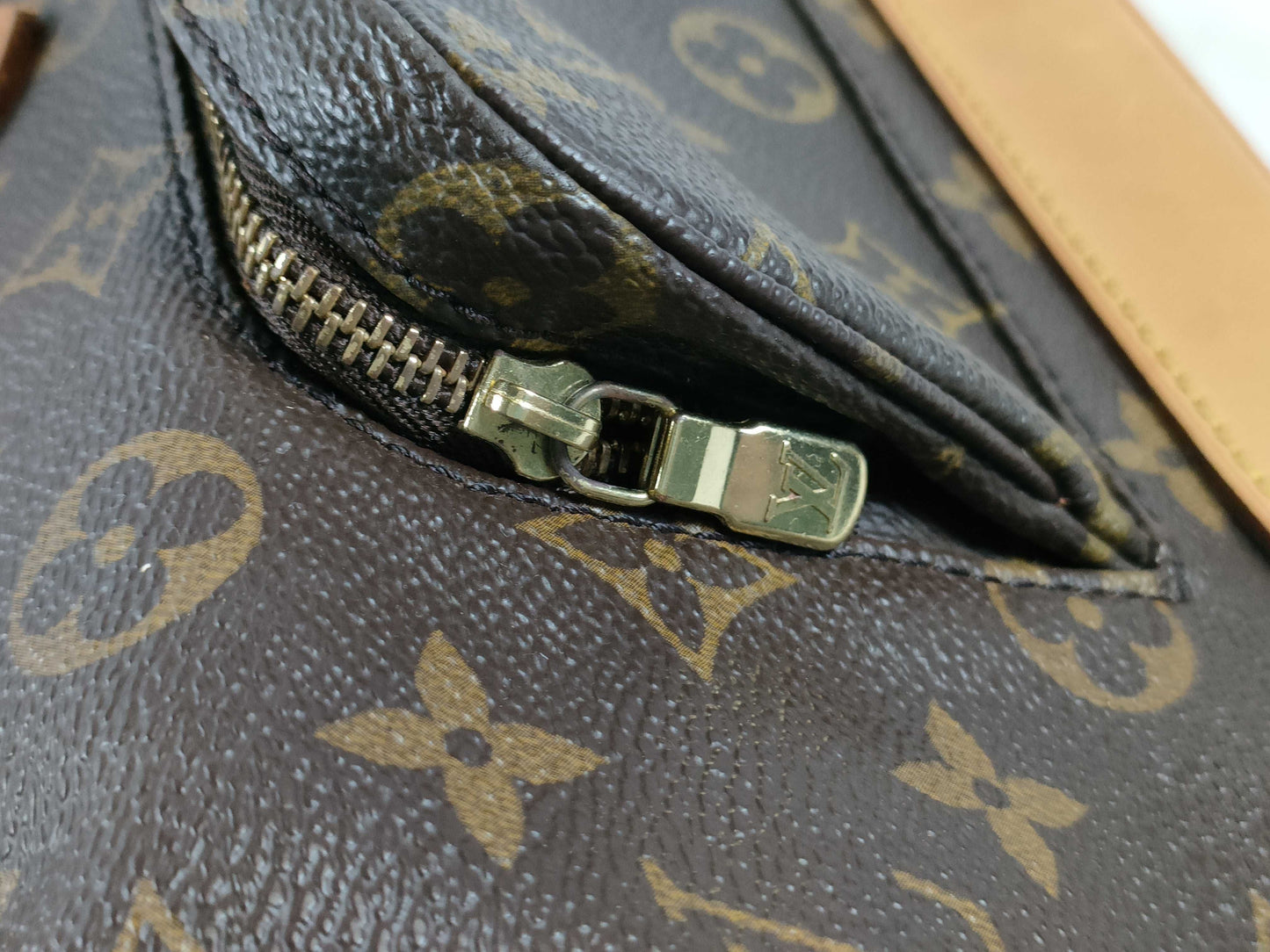 LOUIS VUITTON M51136 Monogram Montsouris MM Backpack