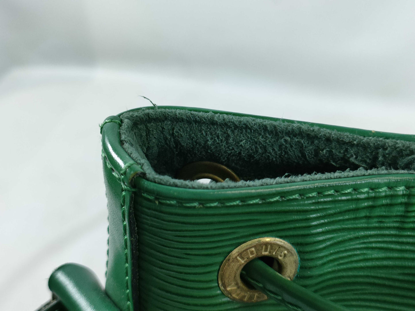LOUIS VUITTON Epi Noe Shoulder Bag