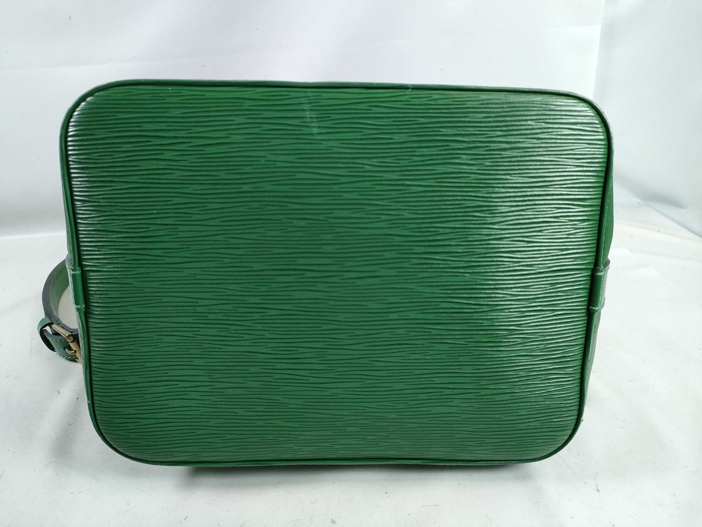 LOUIS VUITTON Epi Noe Shoulder Bag
