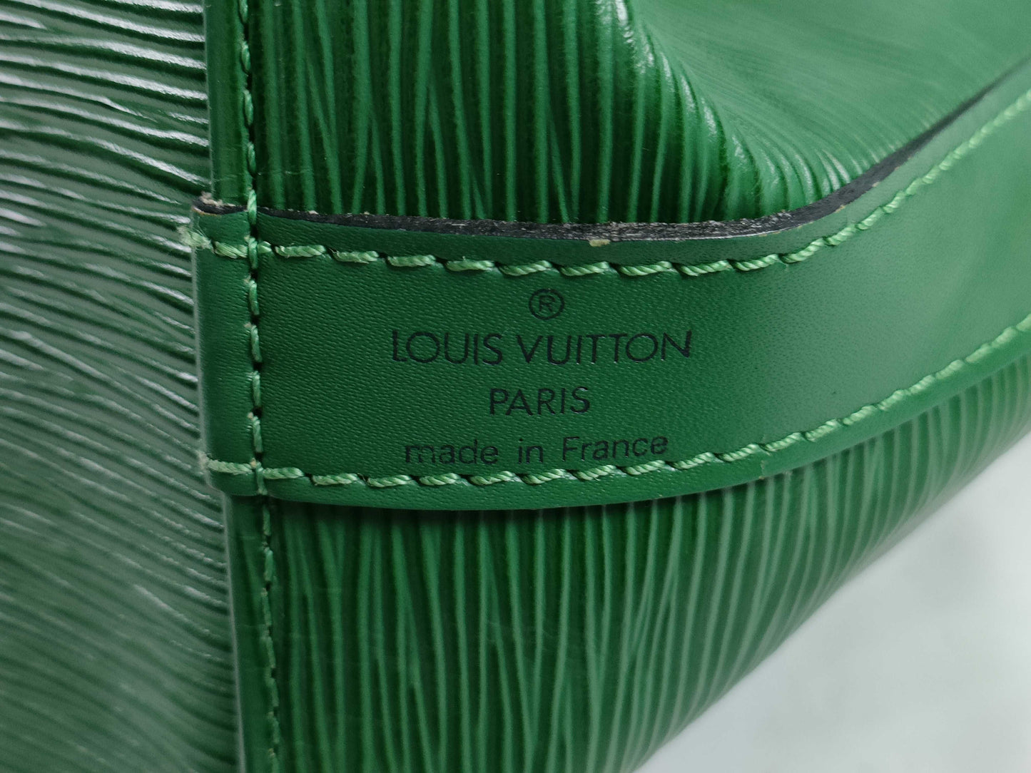 LOUIS VUITTON Epi Noe Shoulder Bag