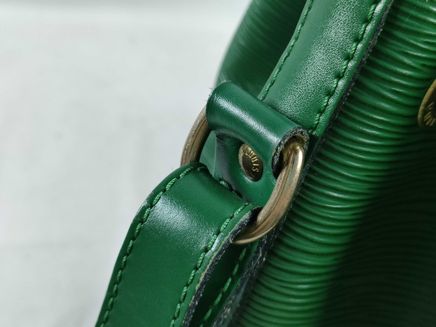 LOUIS VUITTON Epi Noe Shoulder Bag
