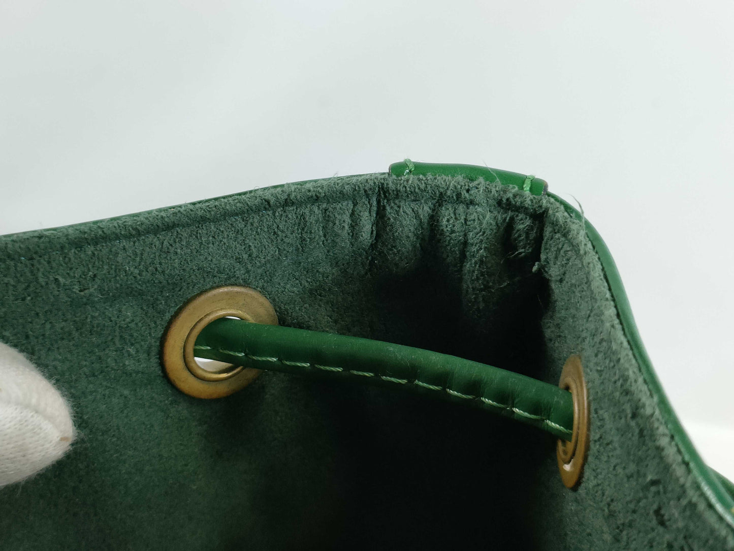 LOUIS VUITTON Epi Noe Shoulder Bag