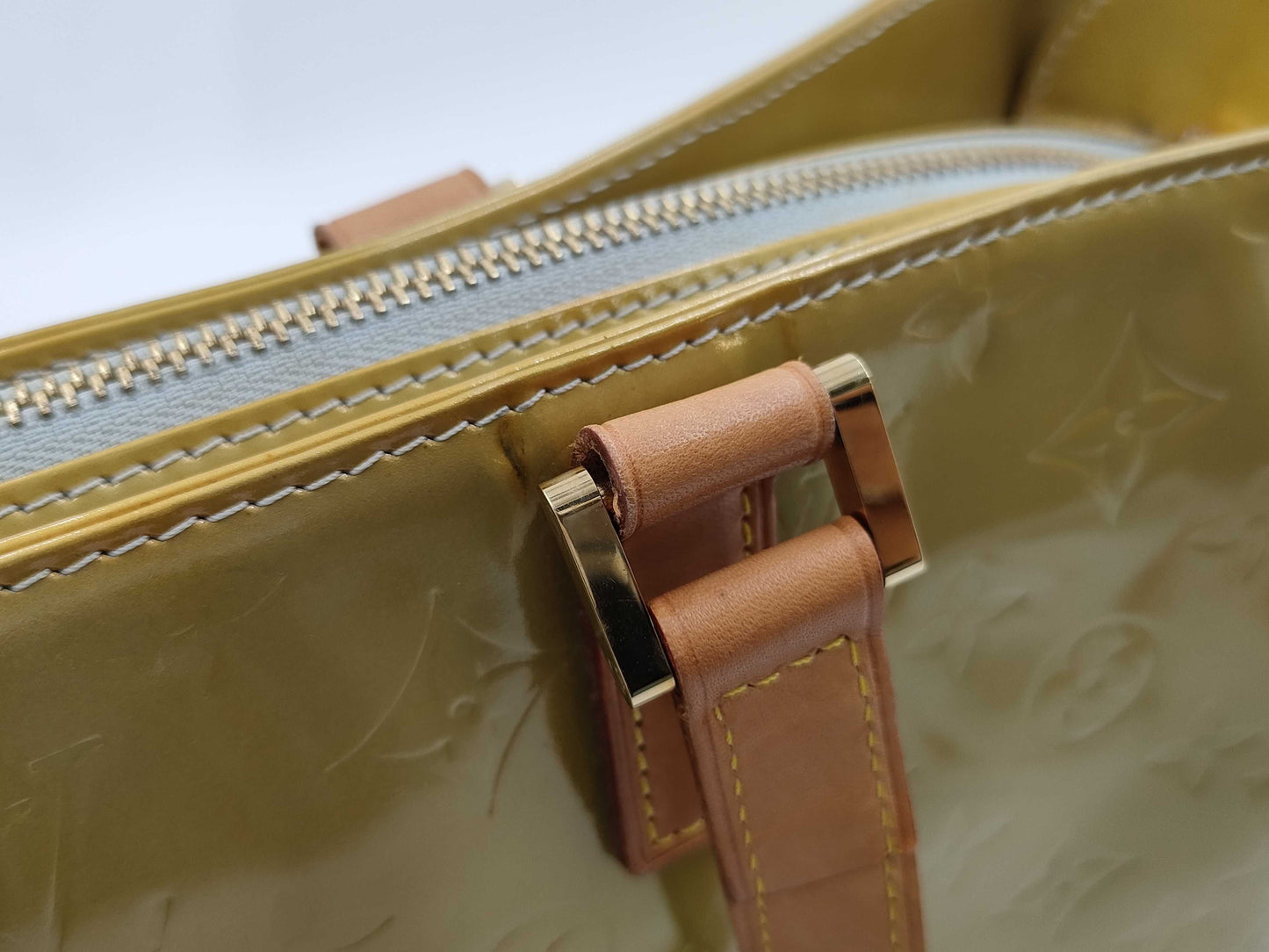 LOUIS VUITTON Vernis Columbus Tote Bag