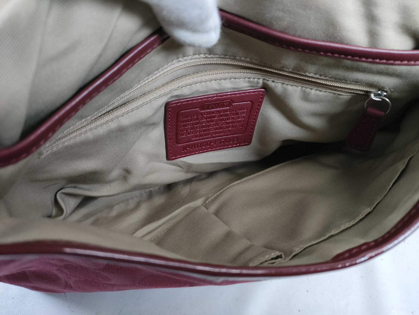 COACH Signature F17093 Shoulder Bag