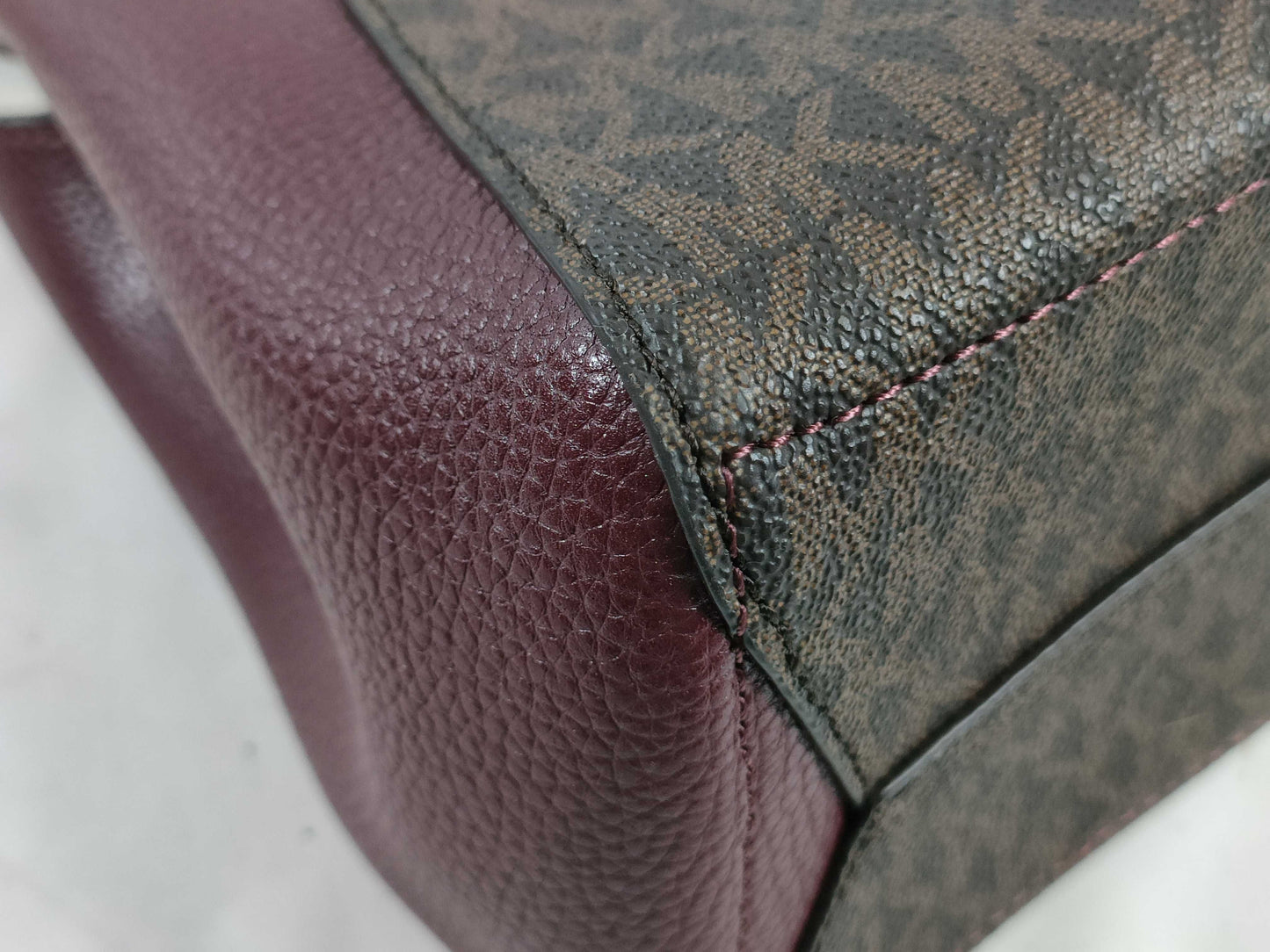 Michael Kors / 2-way handbag