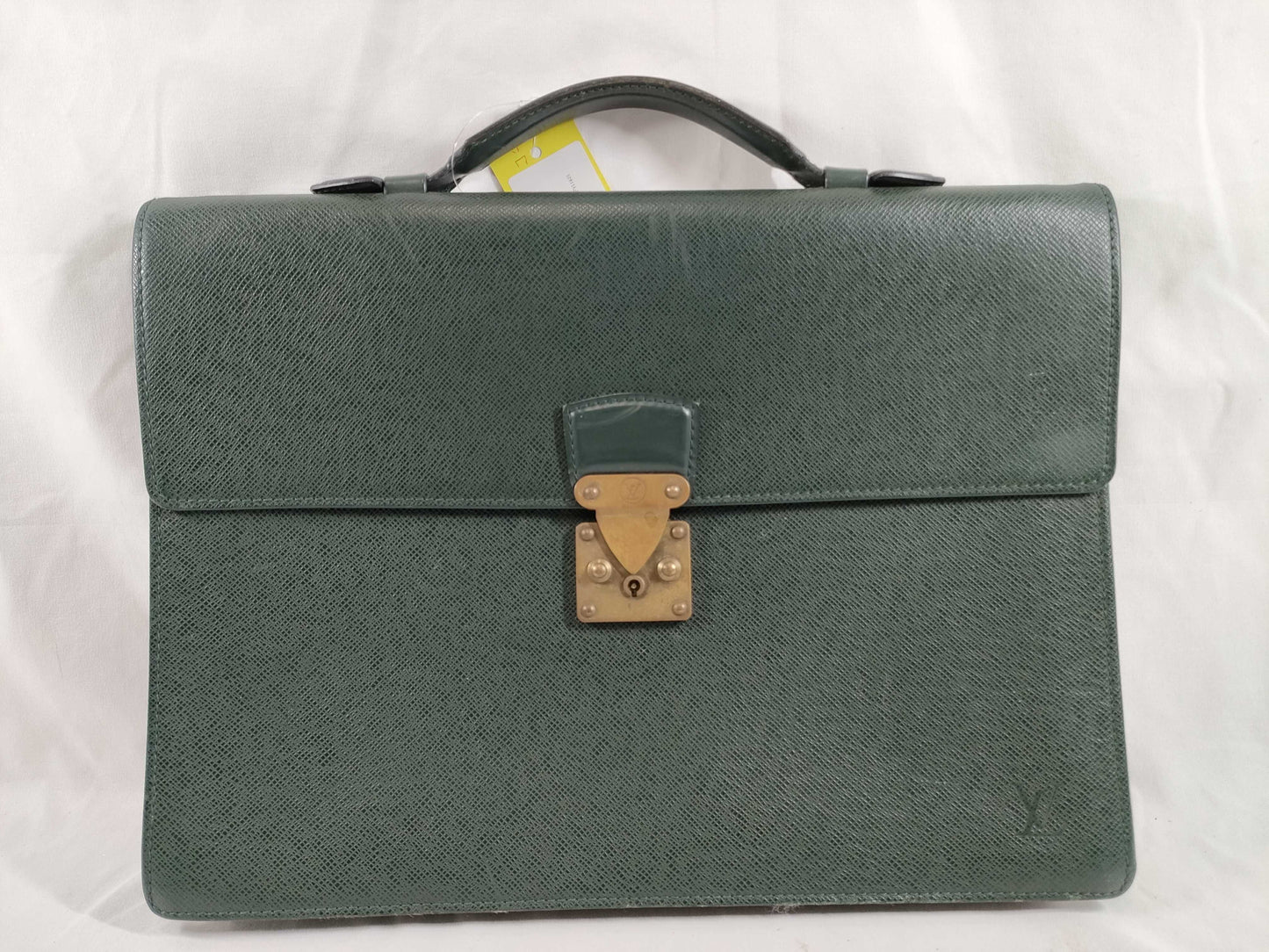 LOUIS VUITTON M30074 Taiga Serviette Clado Business Bag