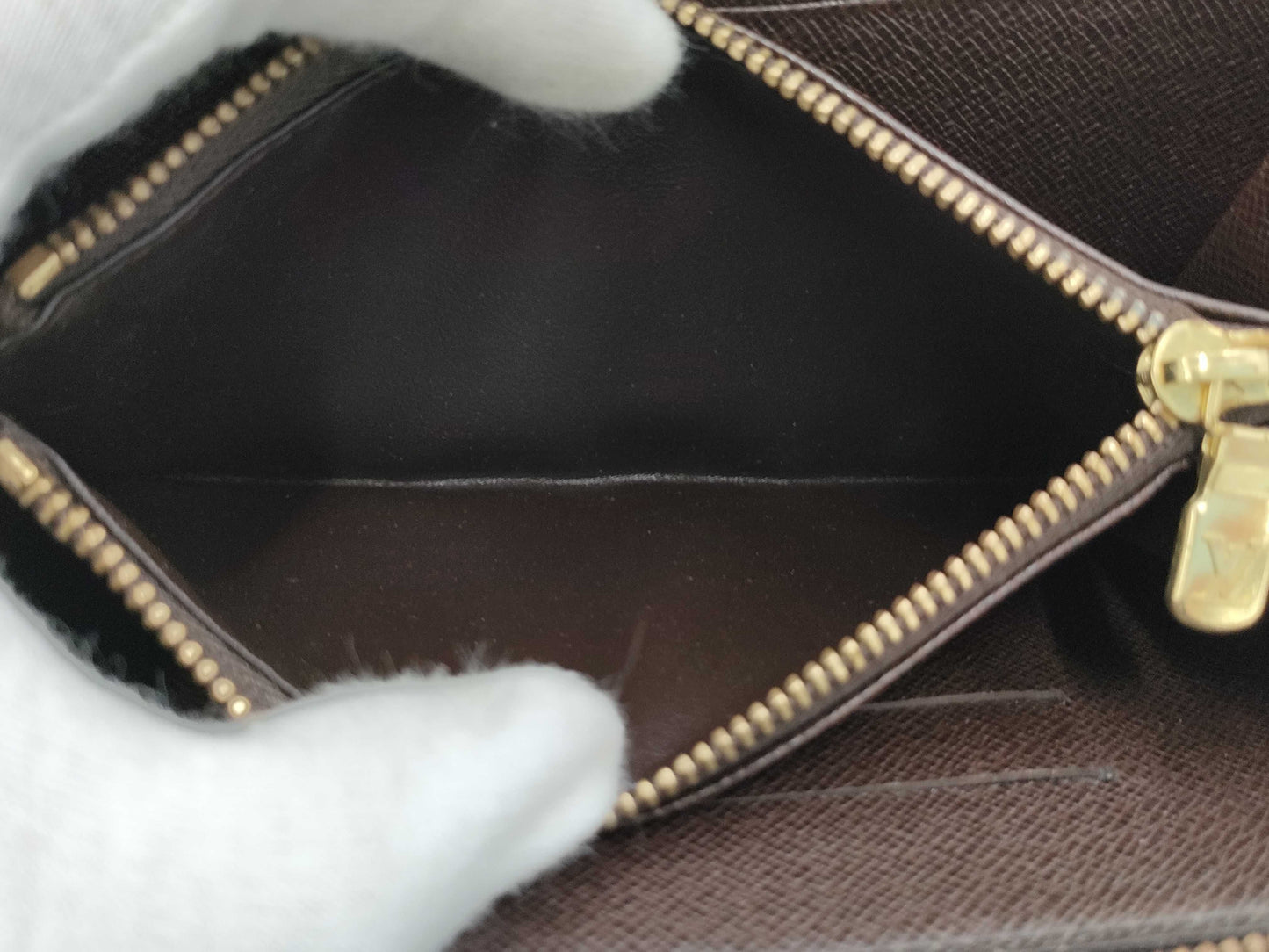 LOUIS VUITTON Damier Porte Monne Zip Wallet