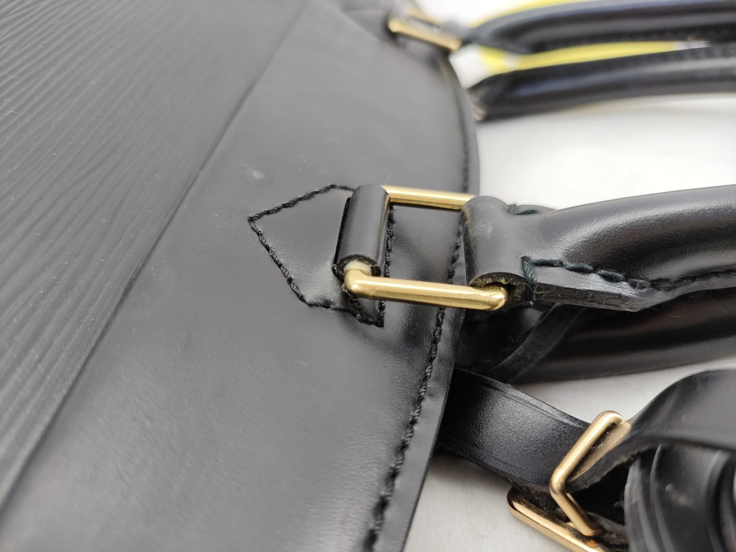 LOUIS VUITTON M48182 Epi Riviera Handbag