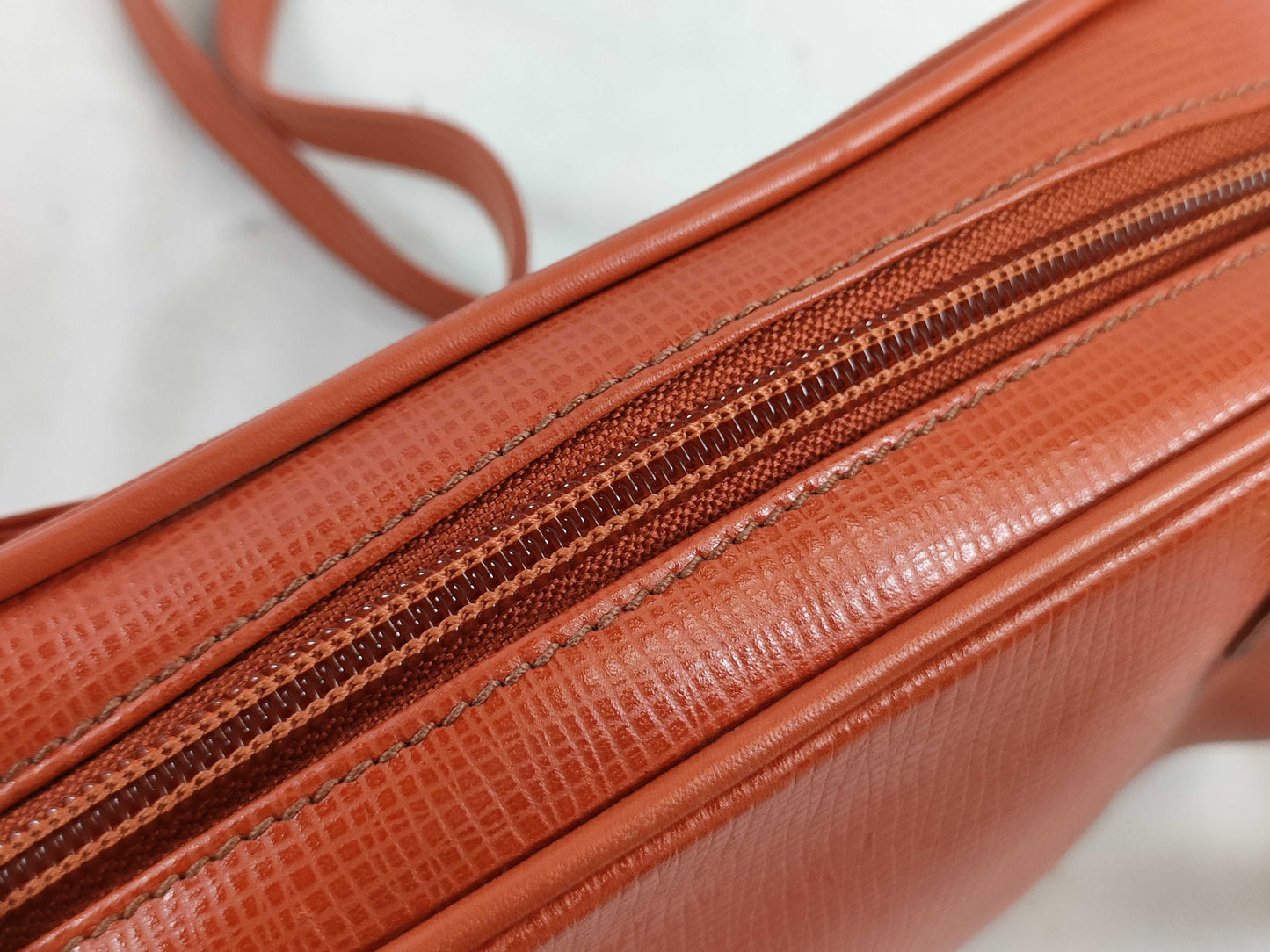 HUNTING WORLD Hunting World Leather Shoulder Bag