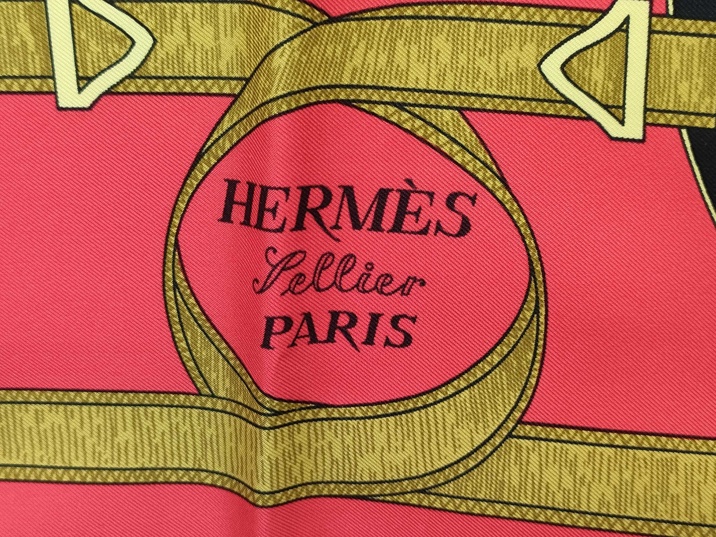 HERMES Carré Golden Spur / Large Scarf