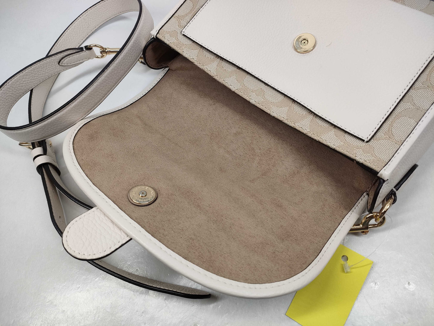 COACH Signature Leather Shoulder Bag C8307