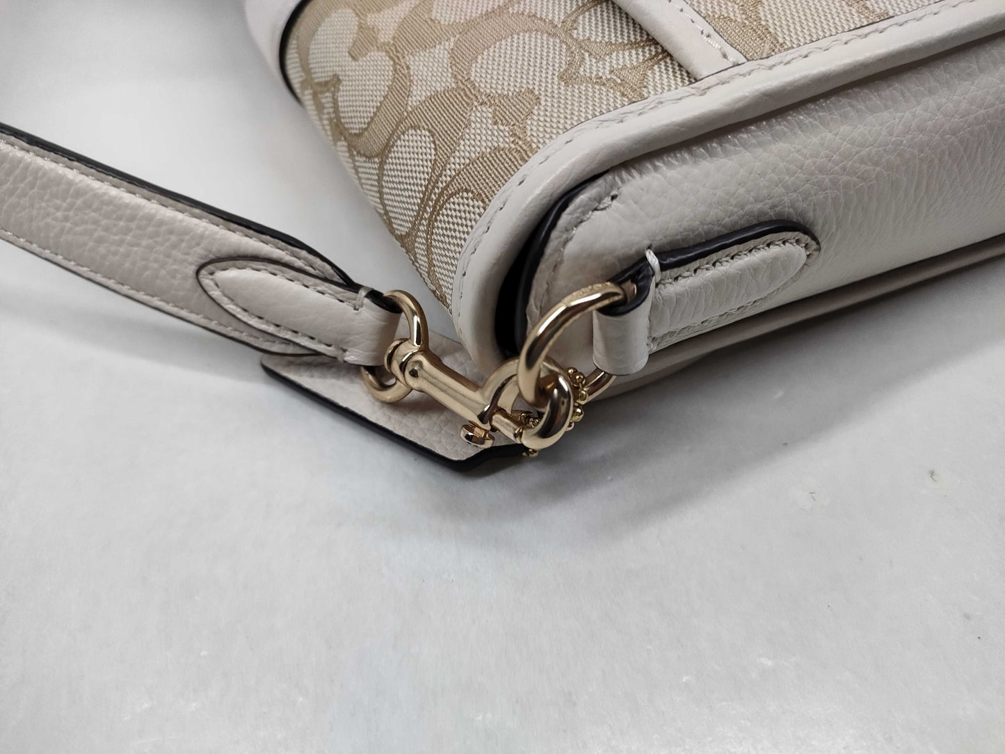 COACH Signature Leather Shoulder Bag C8307